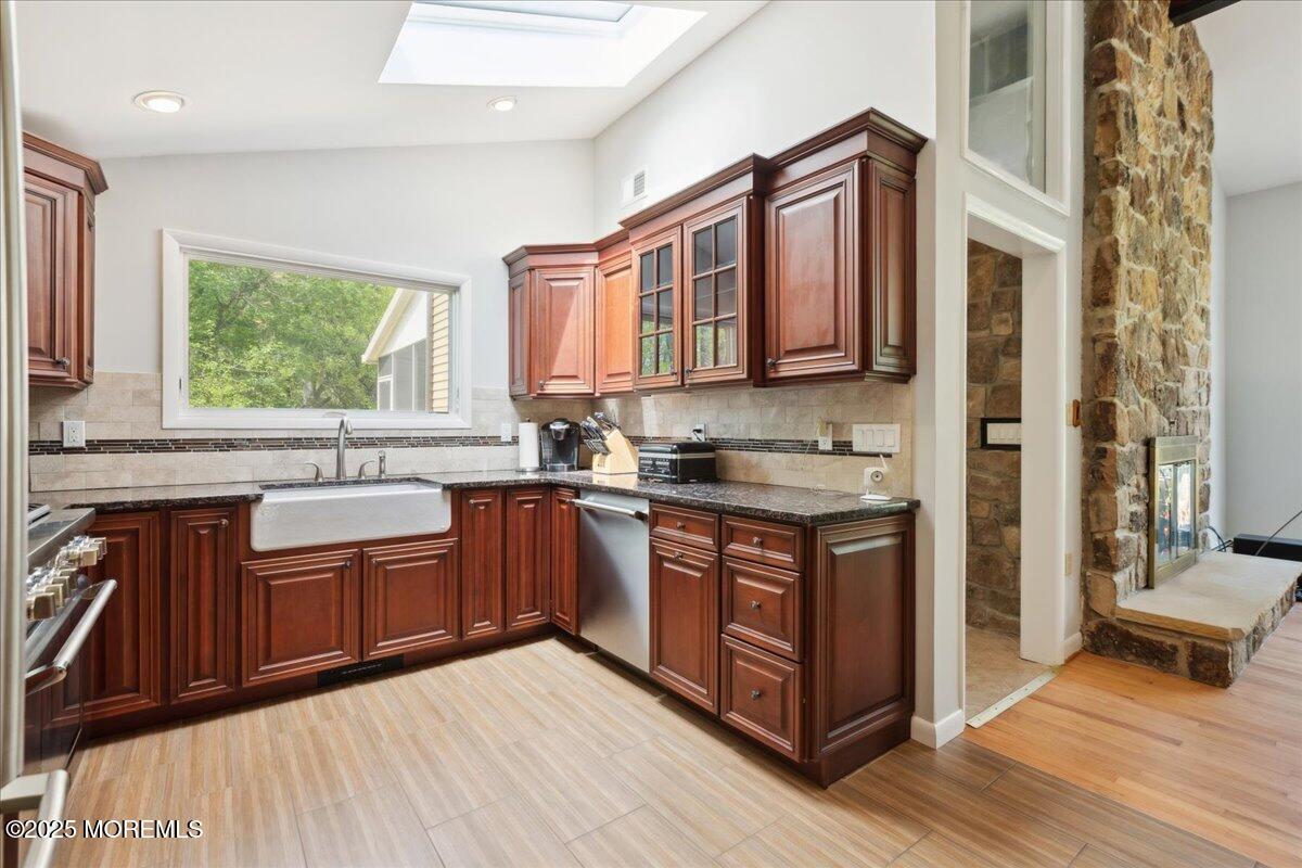 166 Oakland Mills Road, Manalapan, New Jersey image 19