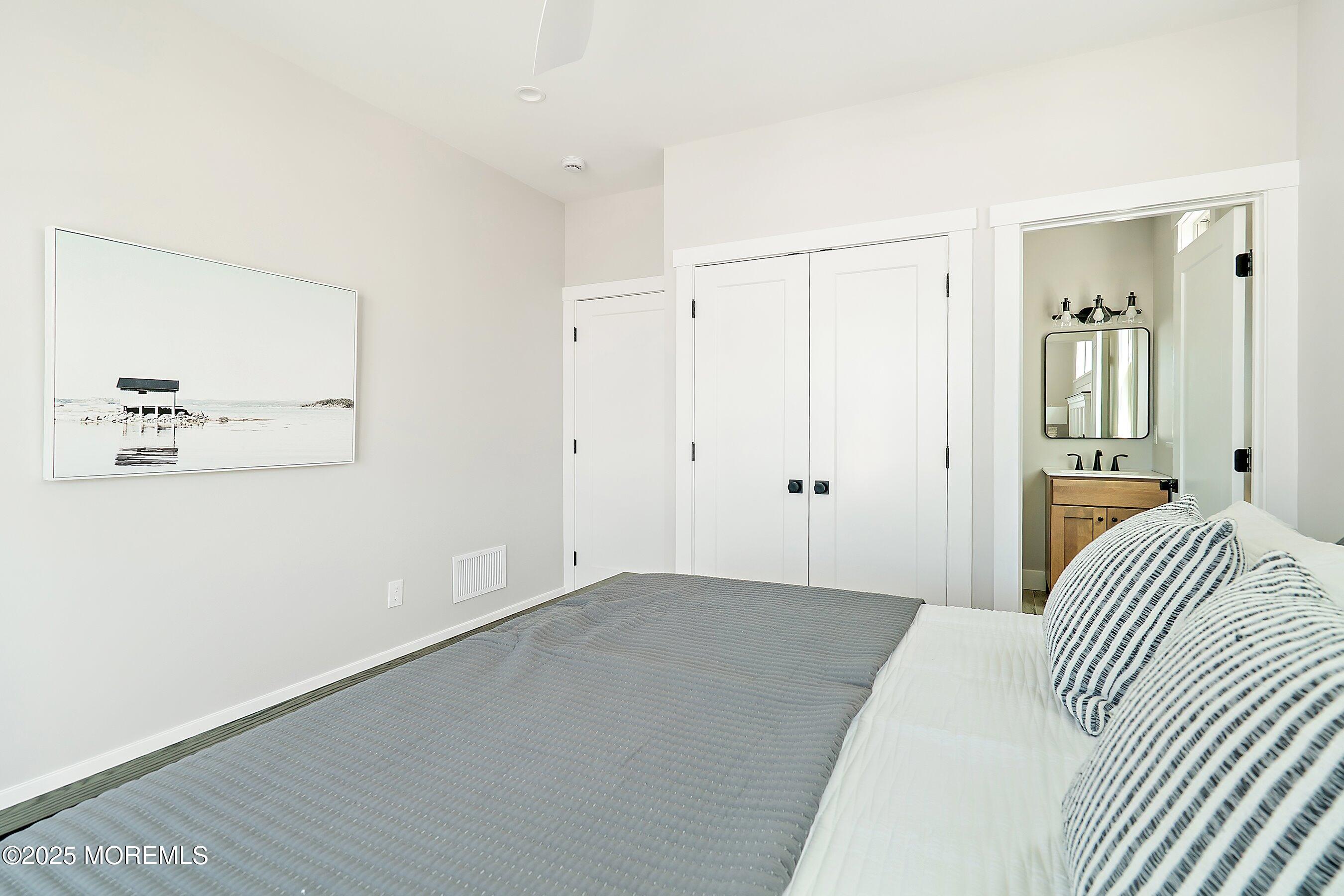 324 Third Street, Beach Haven, New Jersey image 14