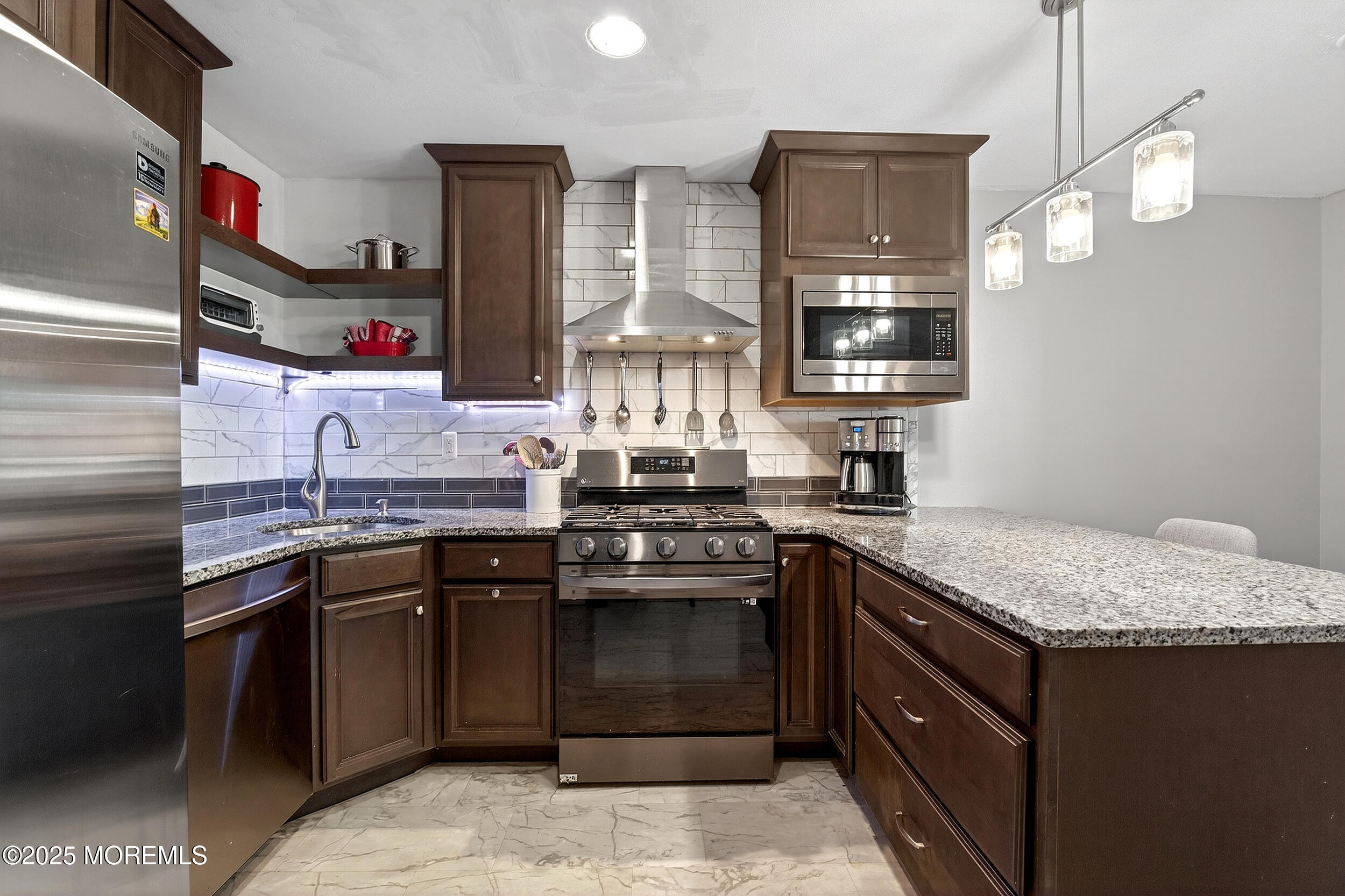 359 W Wycoff Way W 359