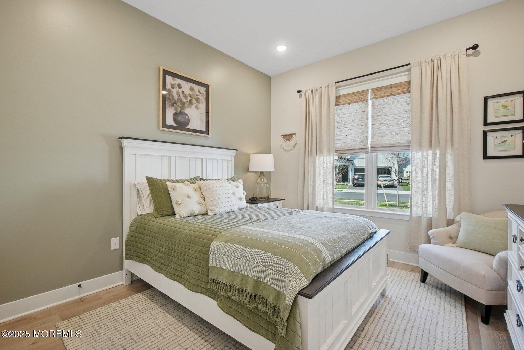 28 Sanctuary Lane, Farmingdale, New Jersey image 27