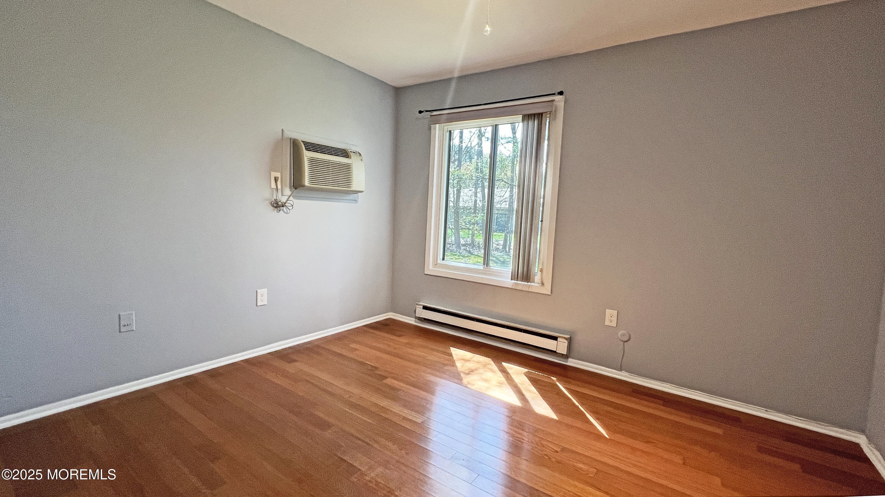 233 Medford Court #B, Manalapan, New Jersey image 9