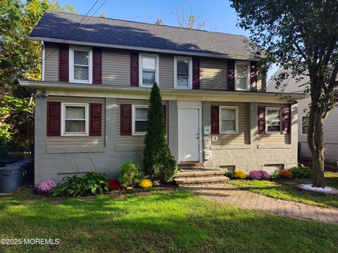 Multifamily For Sale - 4 Saint James Place<br/> Keansburg, NJ 07734