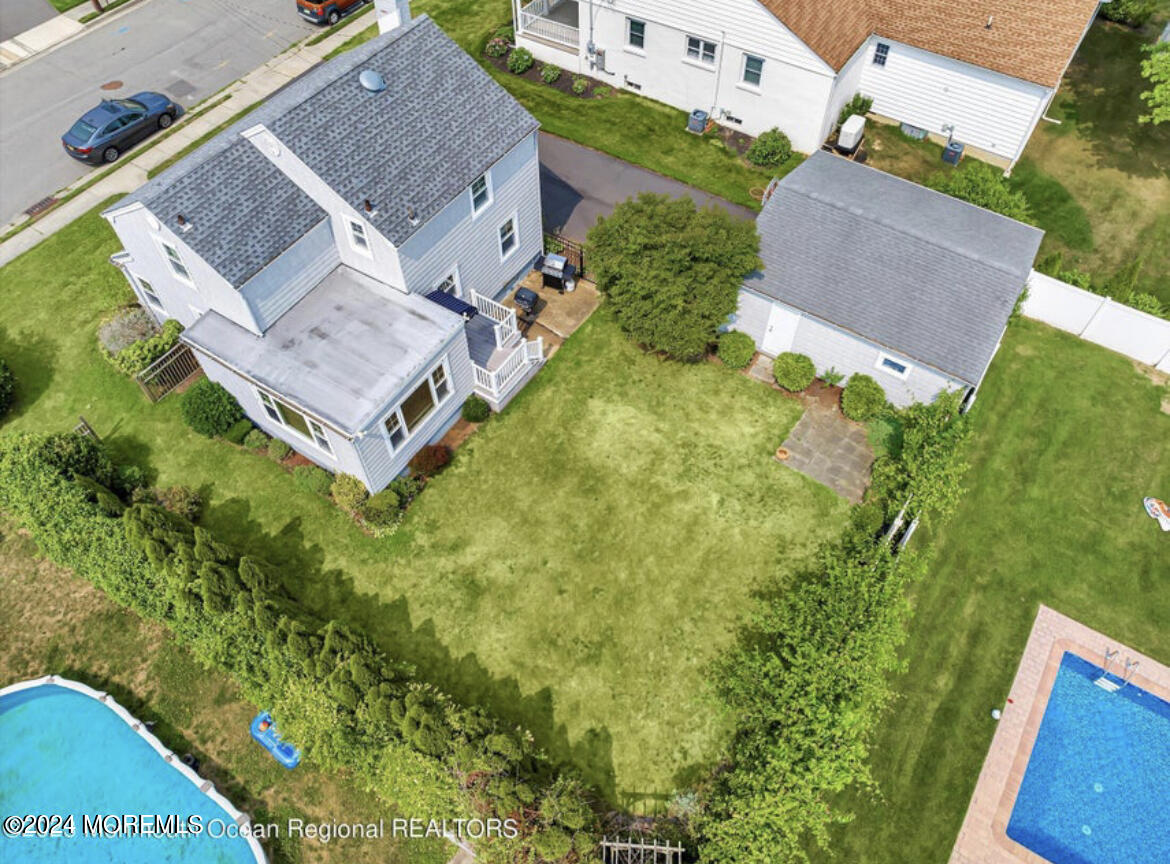 20 Clarence Avenue