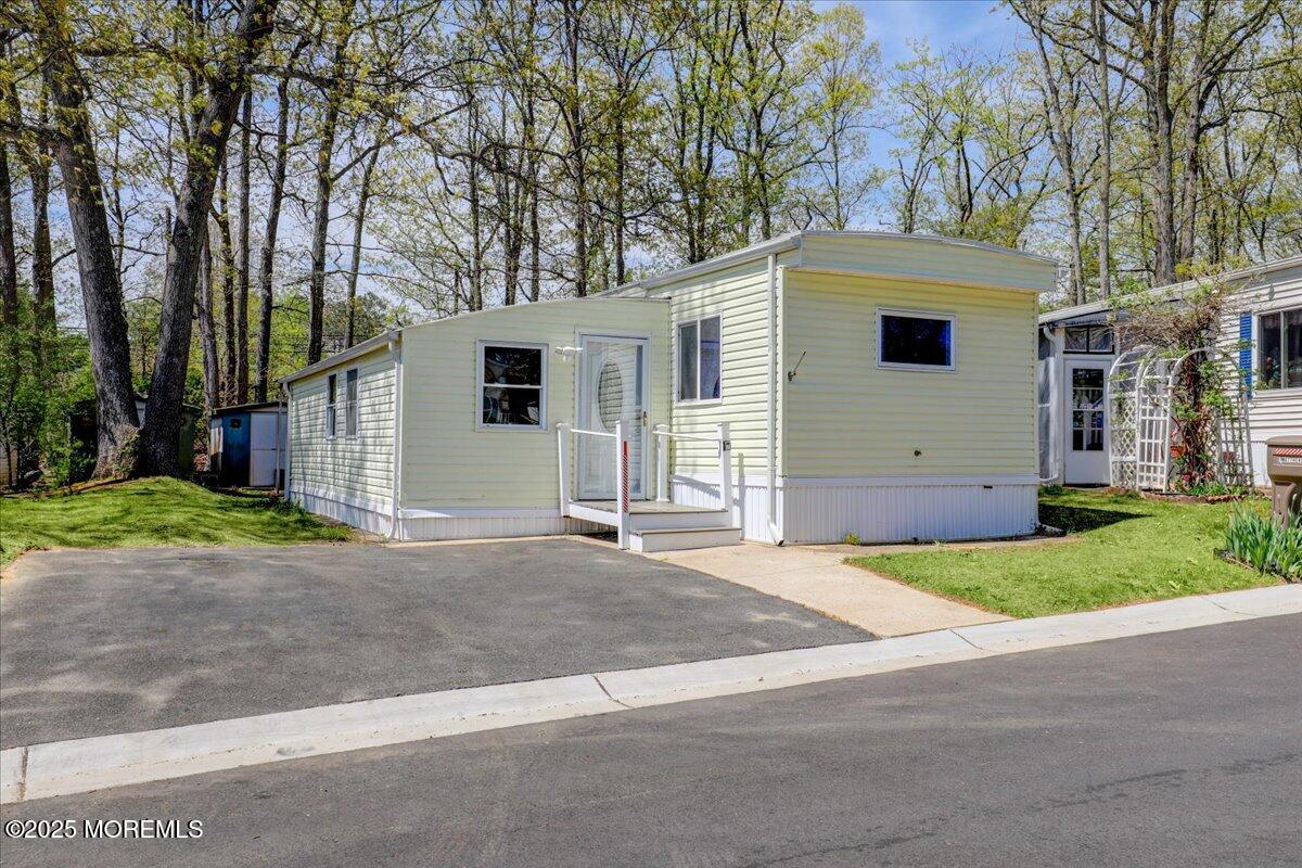 6 Antonia Drive, Jackson, New Jersey image 3