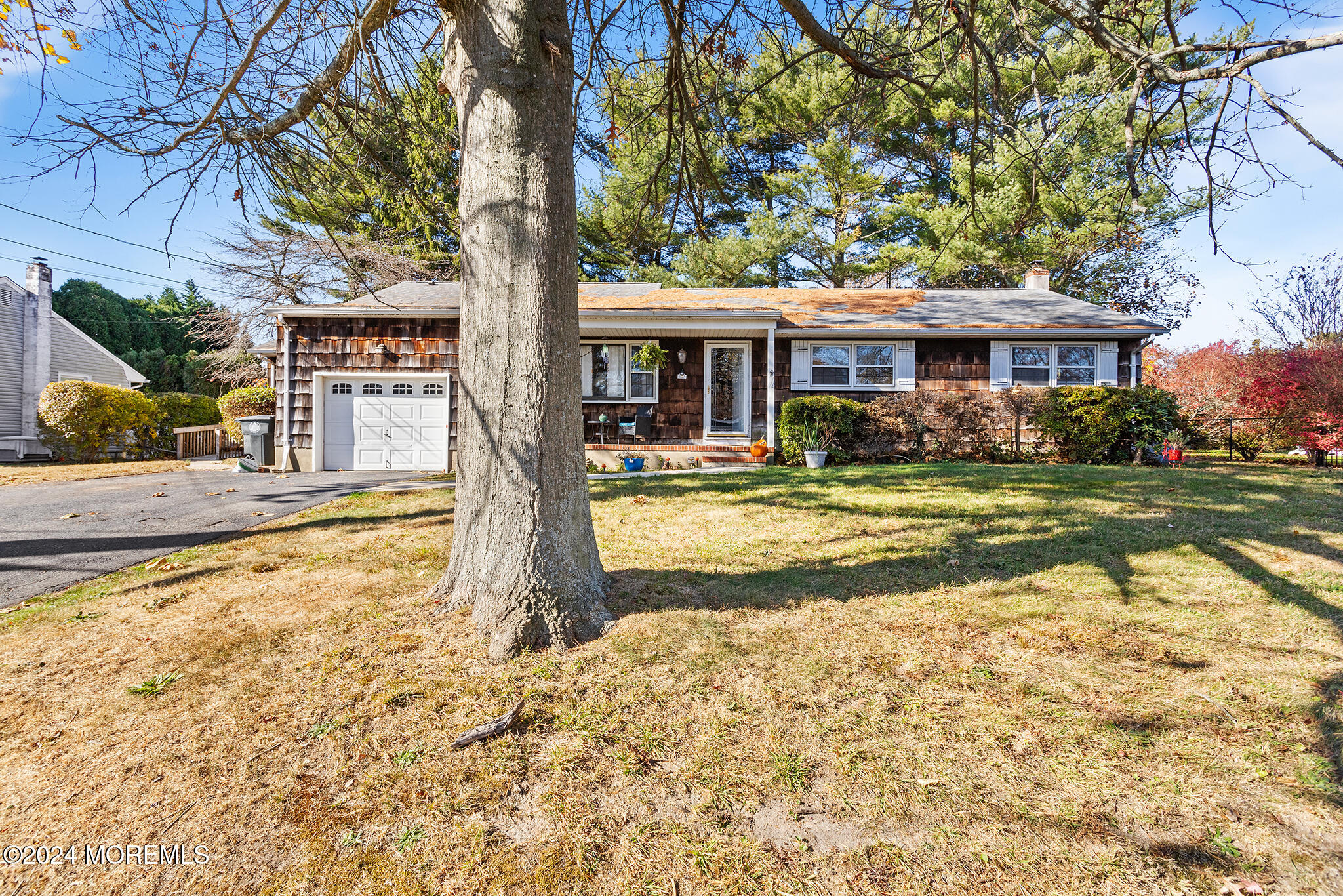 1305 Squirrel Road, Wall, New Jersey image 4