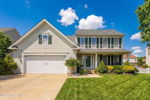 Homes For Sale - 4 Branchwood Place<br/> Bayville, NJ 08721