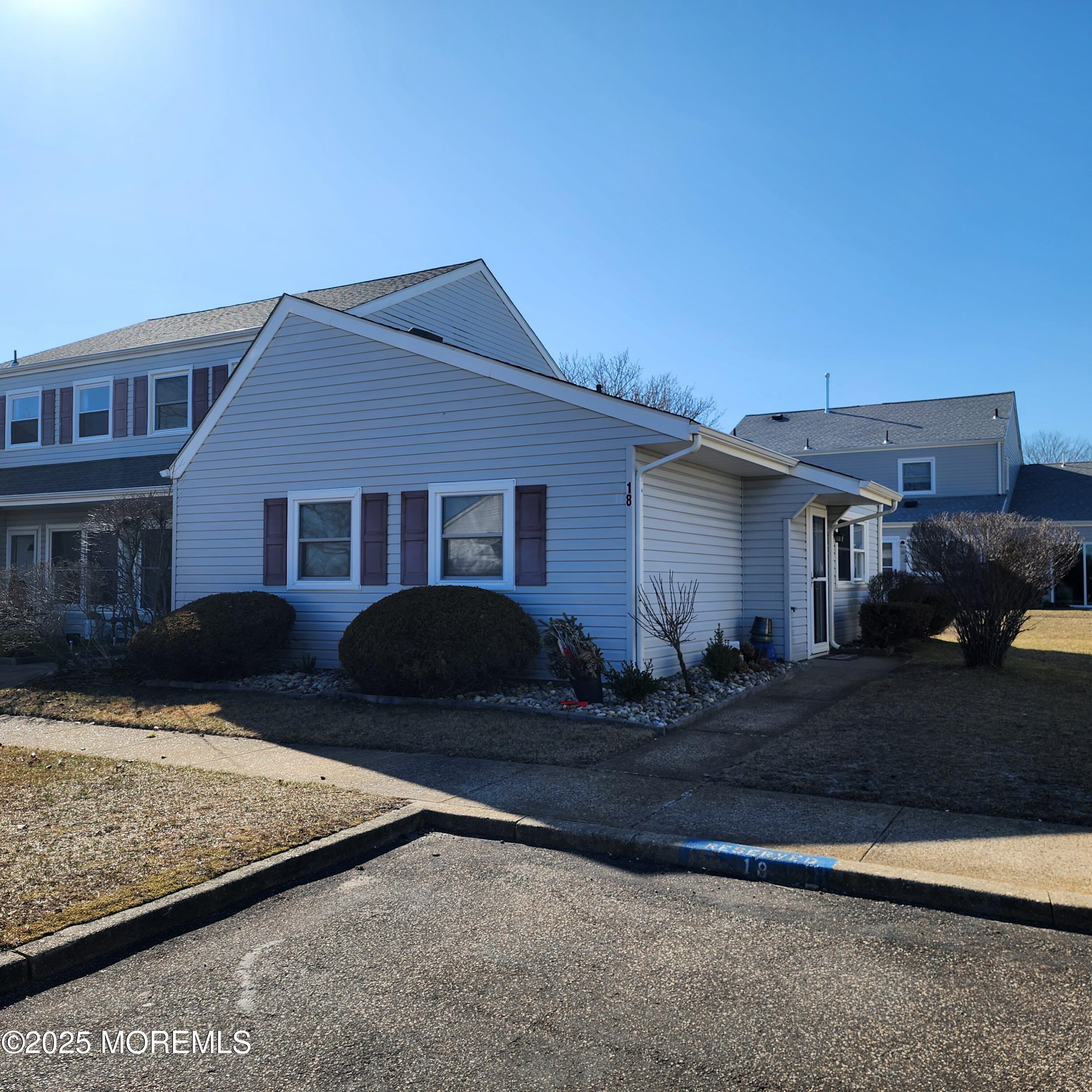 18 Mediterranean Court, Barnegat, New Jersey image 1