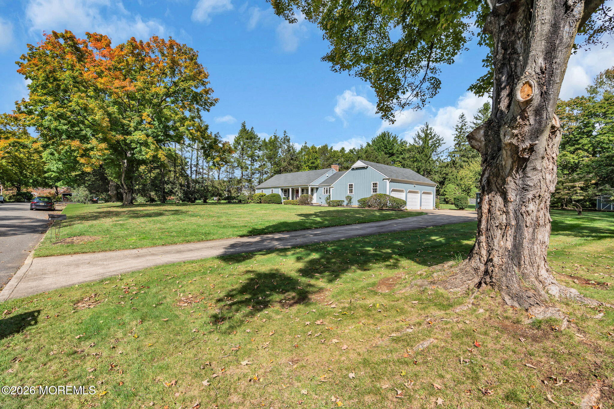 8 N Point Drive
