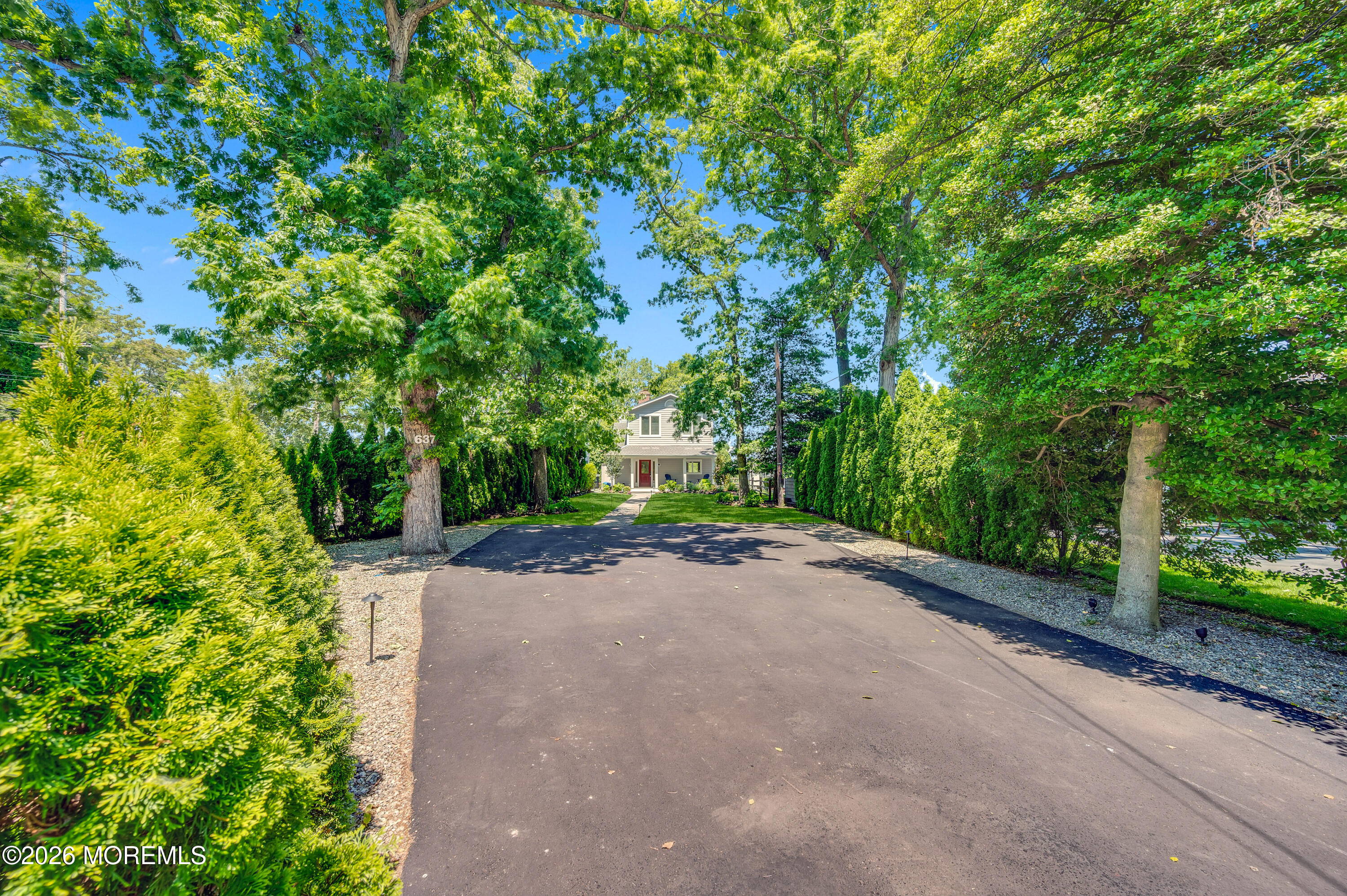 637 Beacon Boulevard