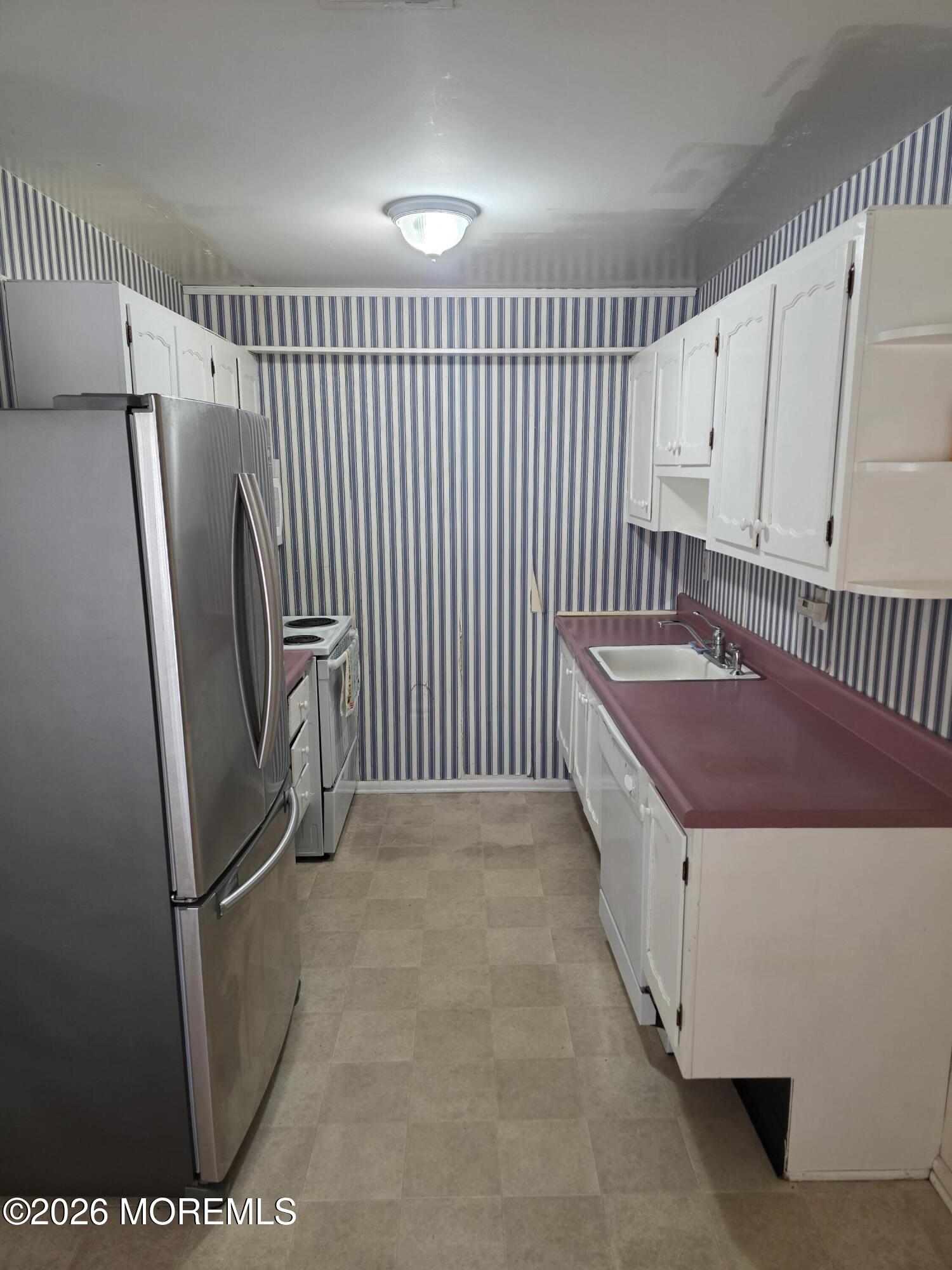 316 Coventry Court E