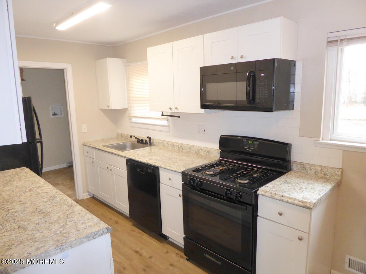 124 Coral Drive, Brick, New Jersey image 8