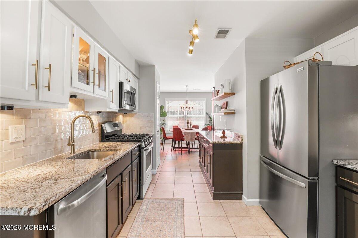 104 Gladiola Drive 104