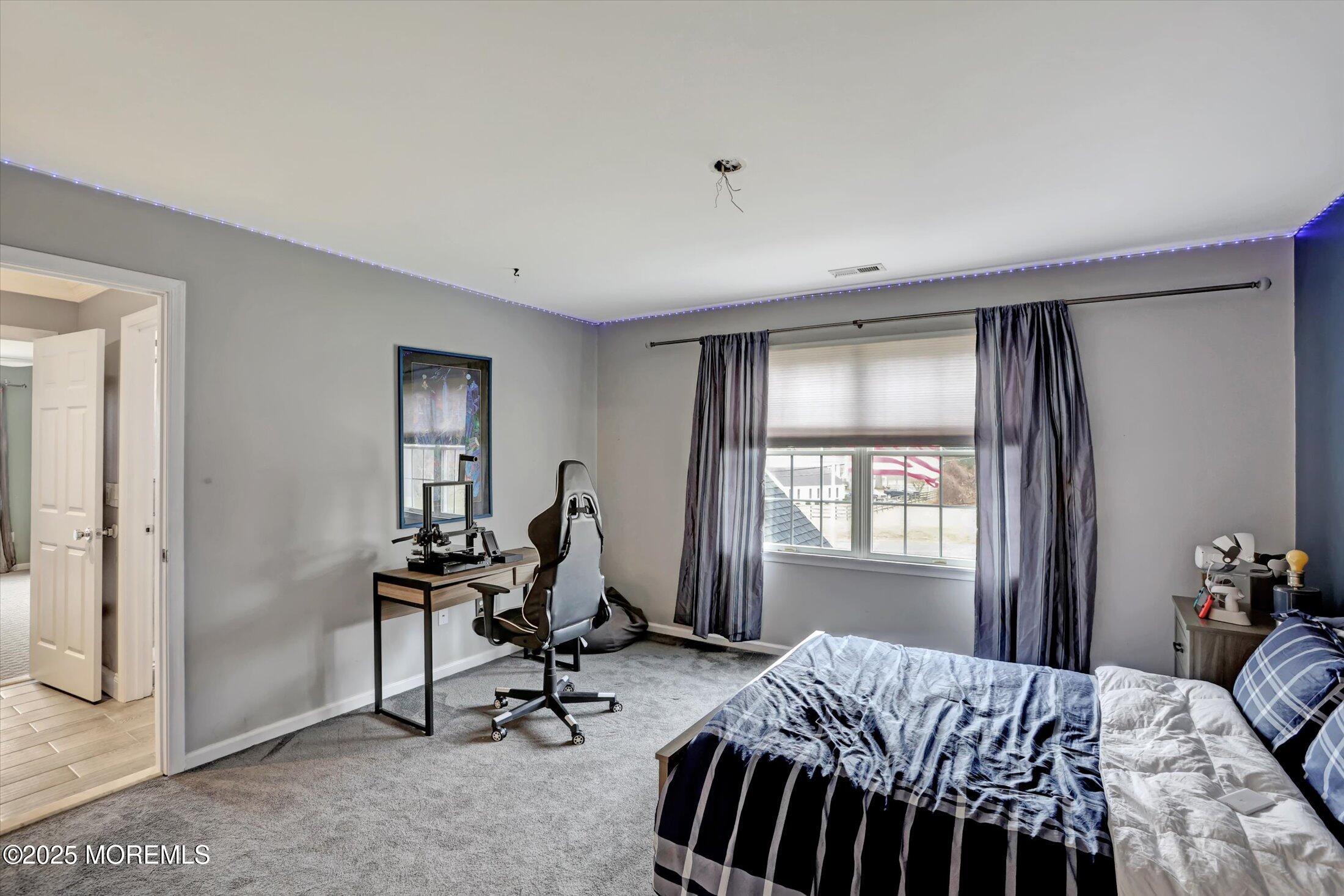 330 Randolph Road, Freehold, New Jersey image 33
