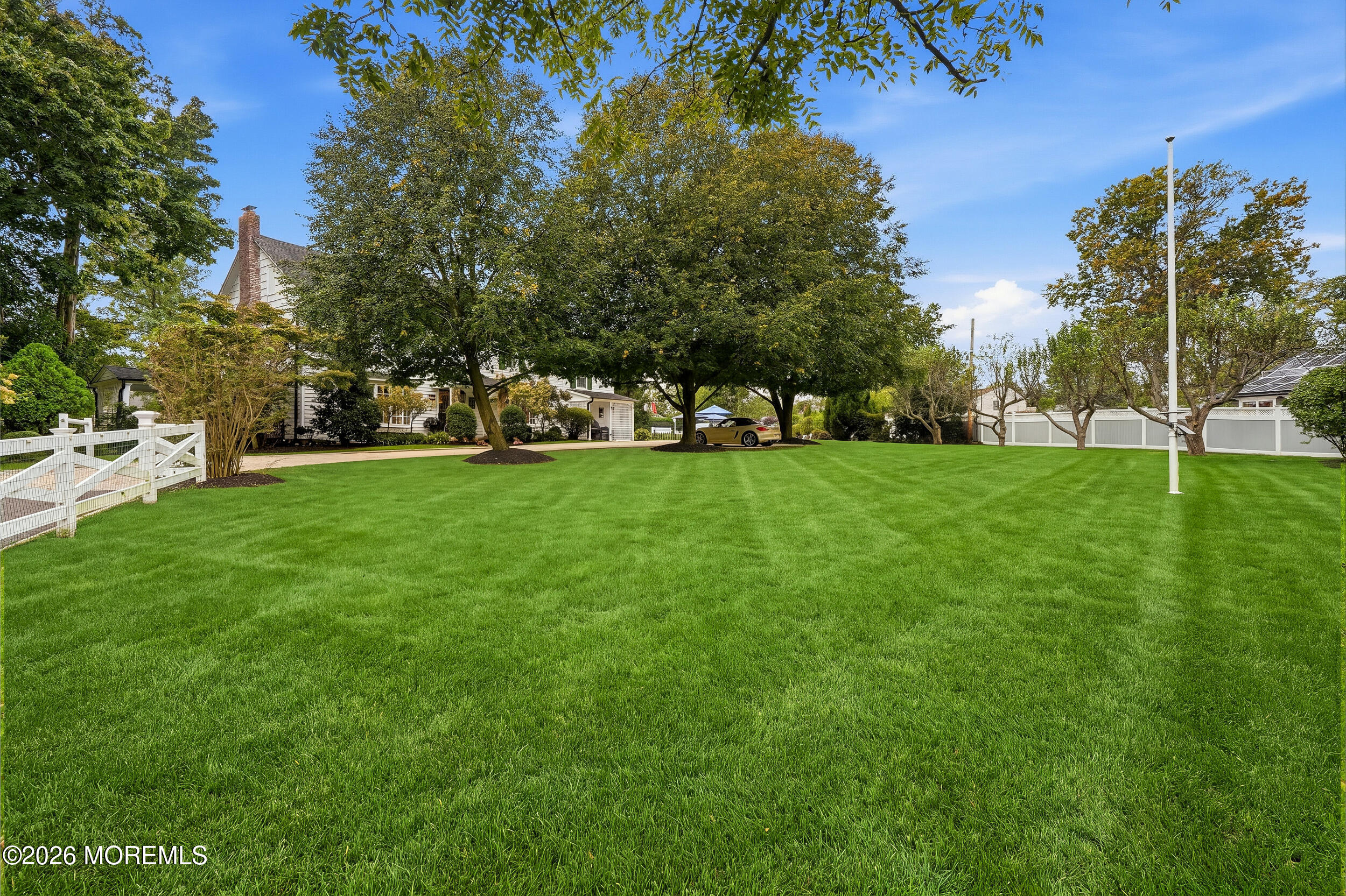 48 Hedge Drive