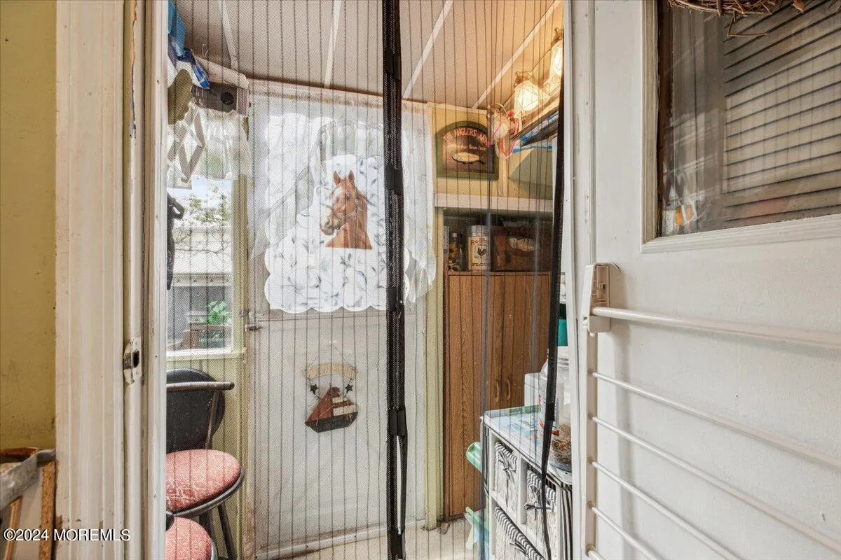 Toms River, New Jersey 08755, United States, 2 Bedrooms Bedrooms, ,2 BathroomsBathrooms,Residential,Pending,40991