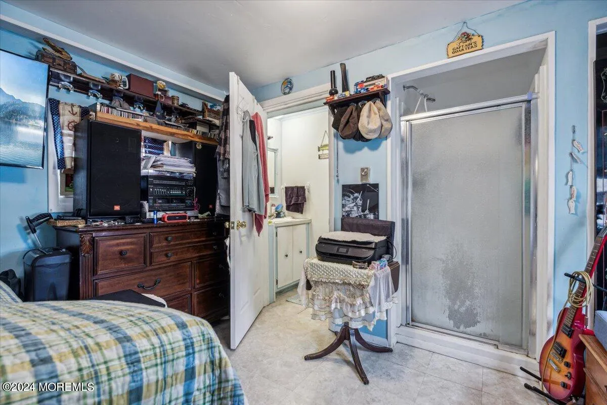 Toms River, New Jersey 08755, United States, 2 Bedrooms Bedrooms, ,2 BathroomsBathrooms,Residential,Pending,40991