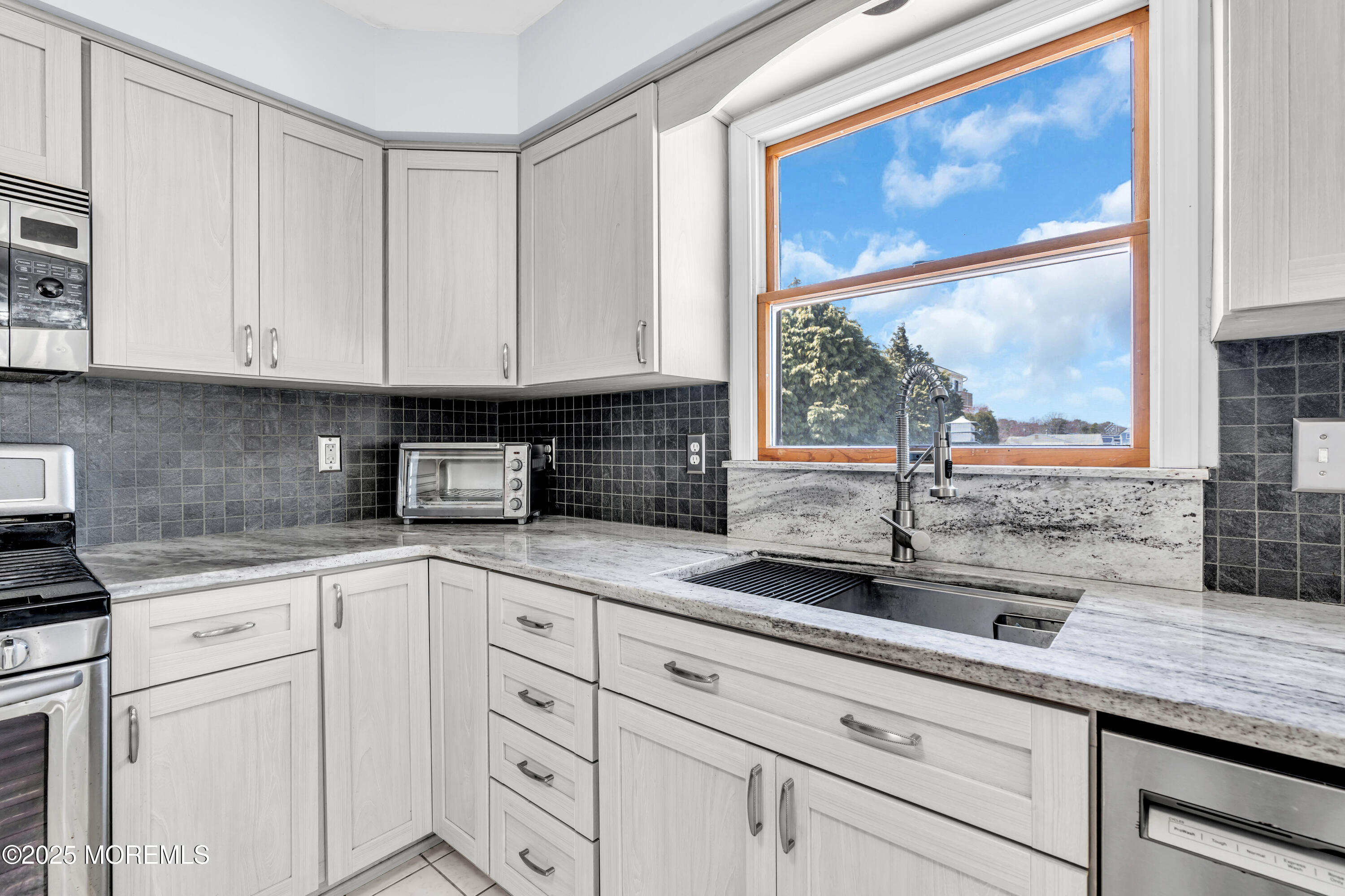 402 Atlantic City Court, Lanoka Harbor, New Jersey image 15