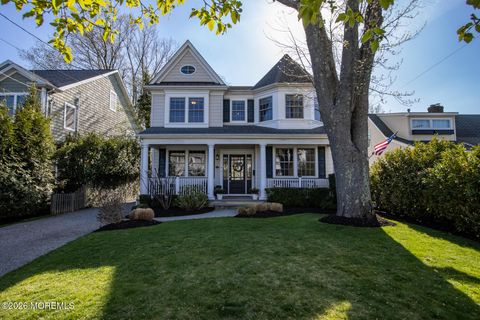 Photo of 42 Forrest Avenue, Rumson, NJ 07760 (MLS # 22610559)