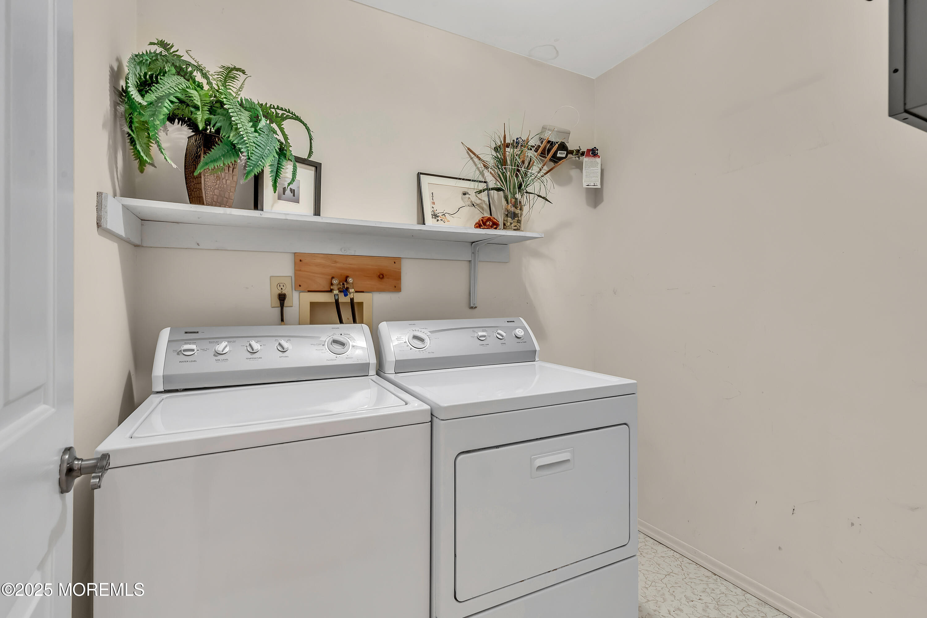 14 Windmill Court, Columbus, New Jersey image 24