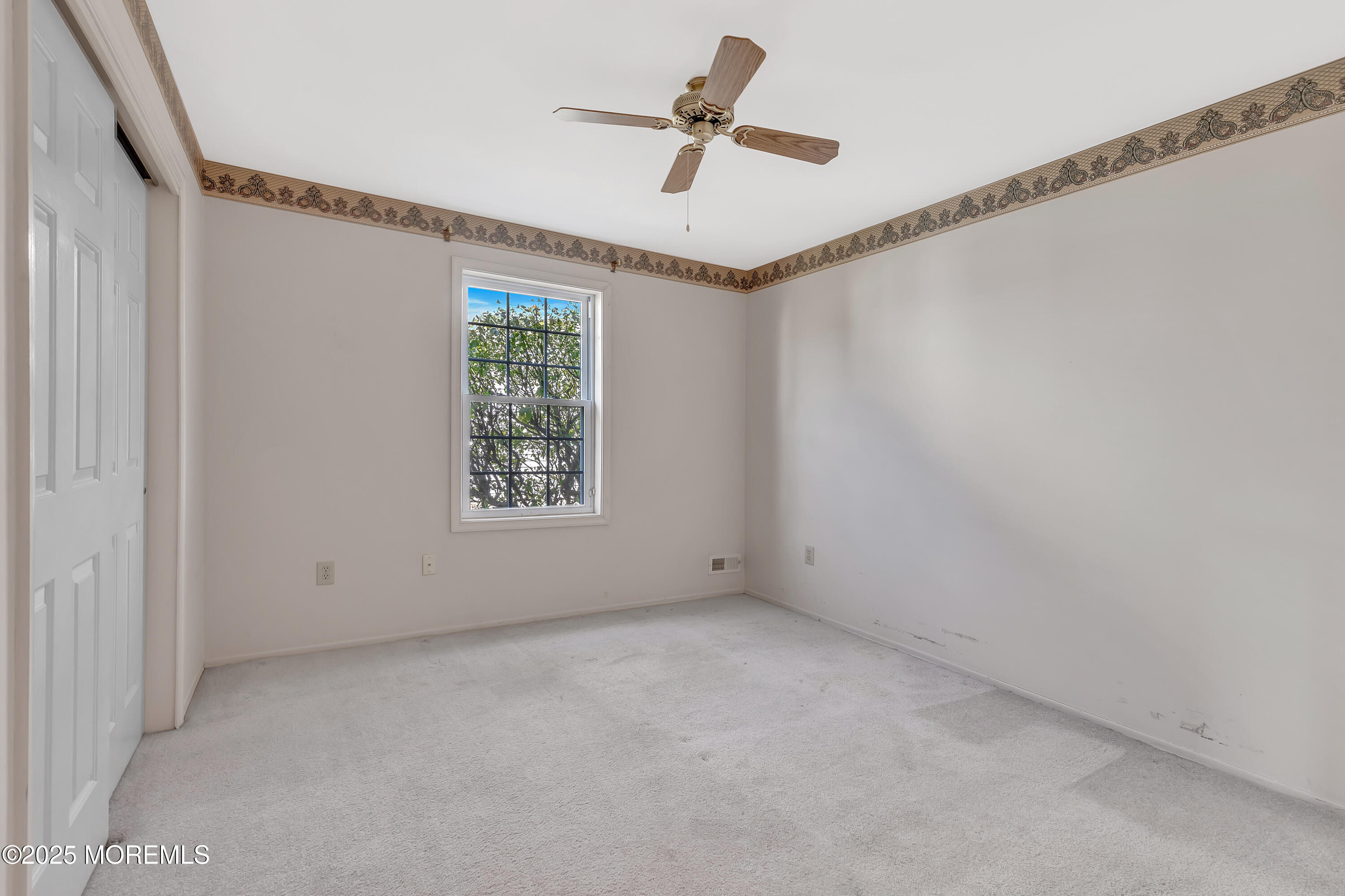 14 Windmill Court, Columbus, New Jersey image 21