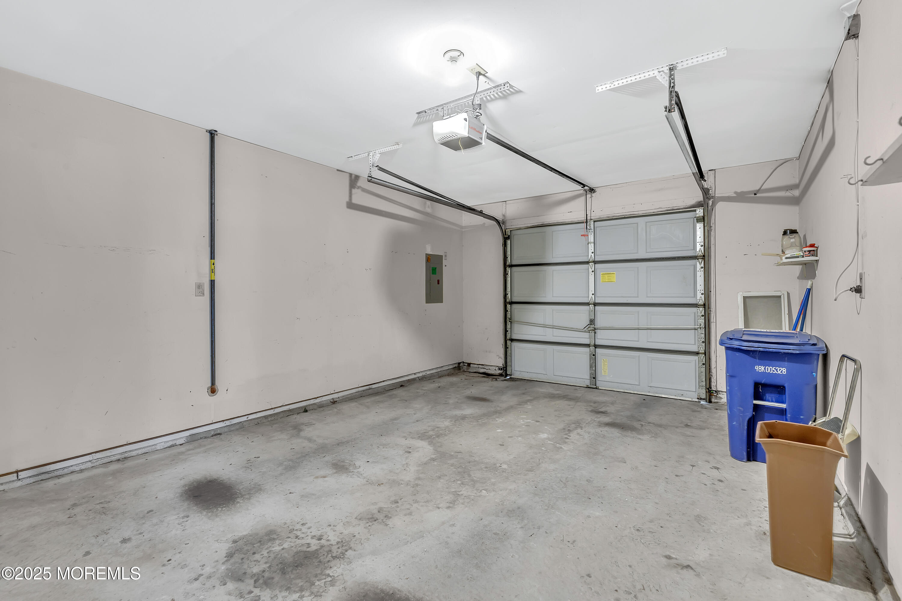 14 Windmill Court, Columbus, New Jersey image 28