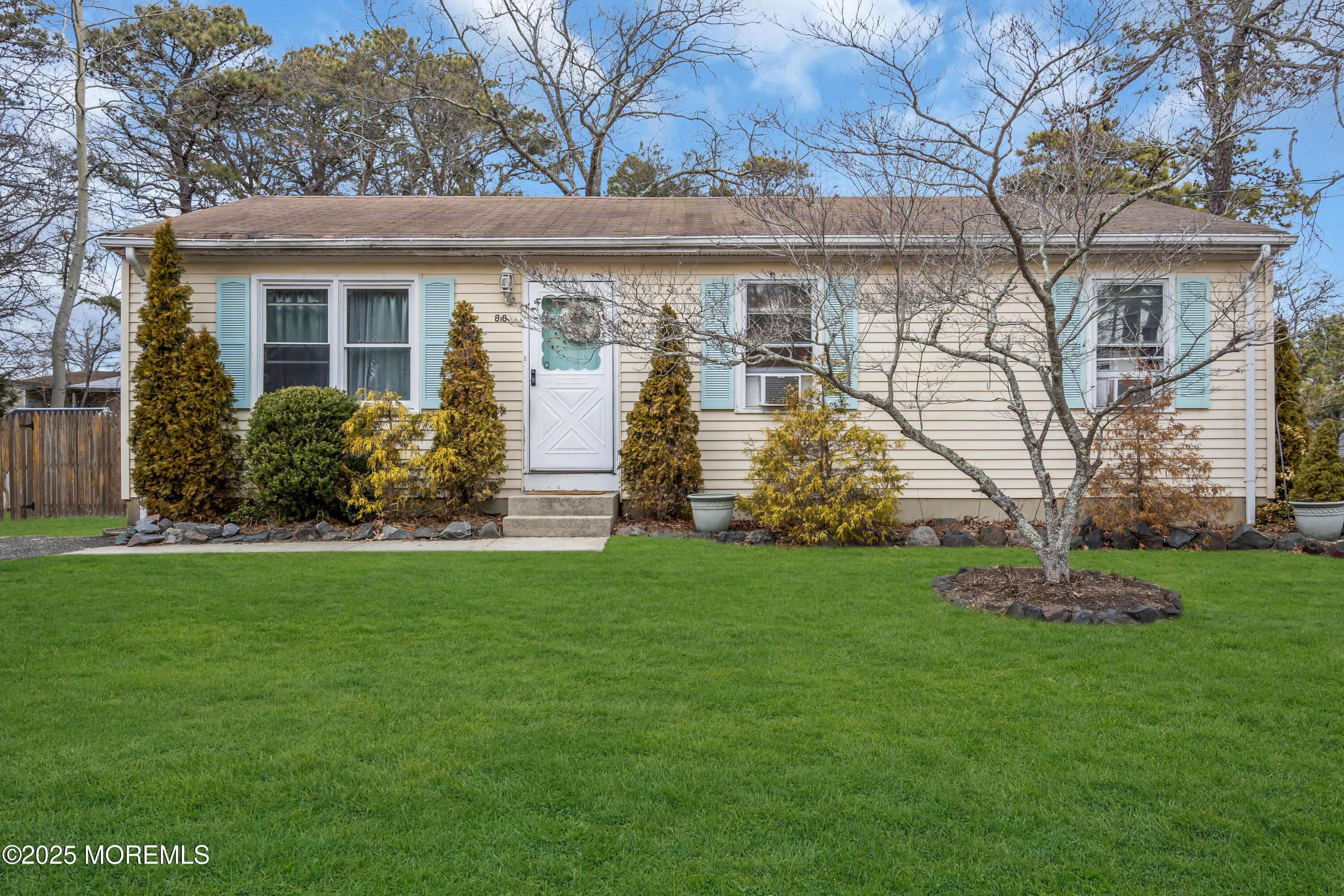818 Sinclair Avenue, Lanoka Harbor, New Jersey image 2