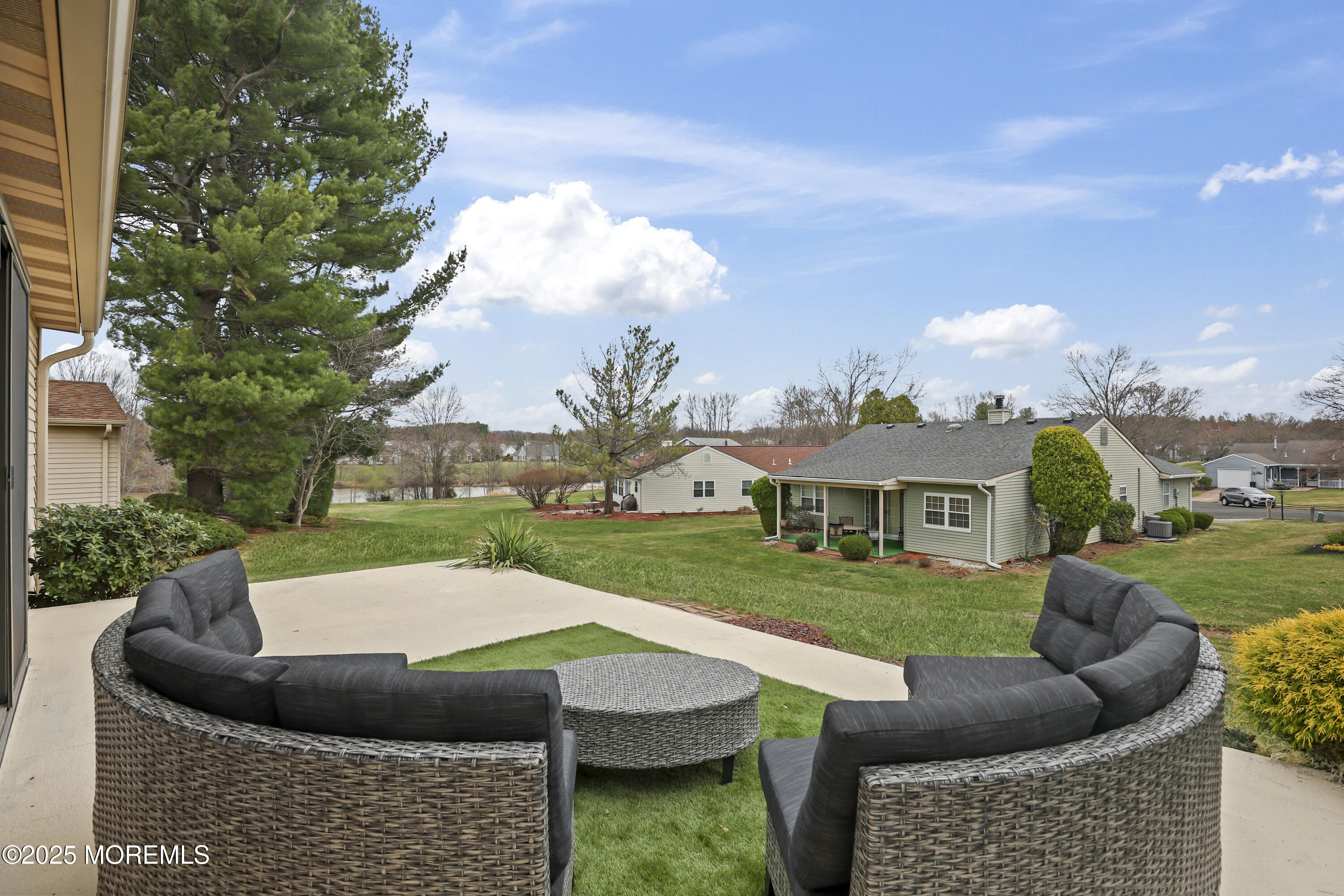 49 Lakeview Drive, Marlboro, New Jersey image 23