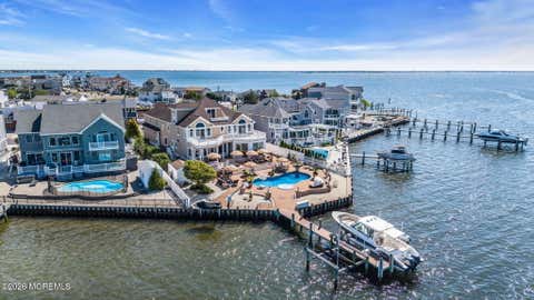 Photo of 531 Bayview Drive, Toms River, NJ 08753 (MLS # 22616568)