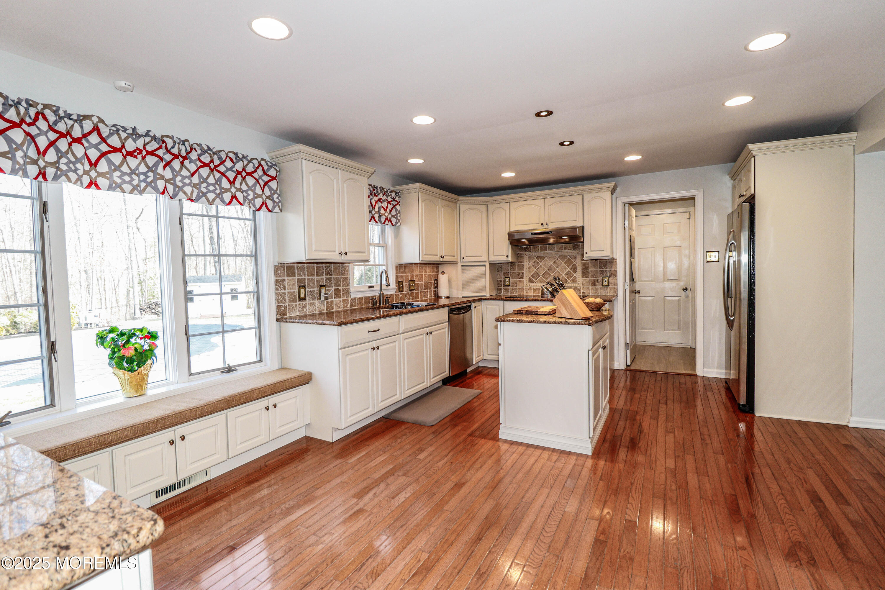 6 Hyacinth Court, Cream Ridge, New Jersey image 14