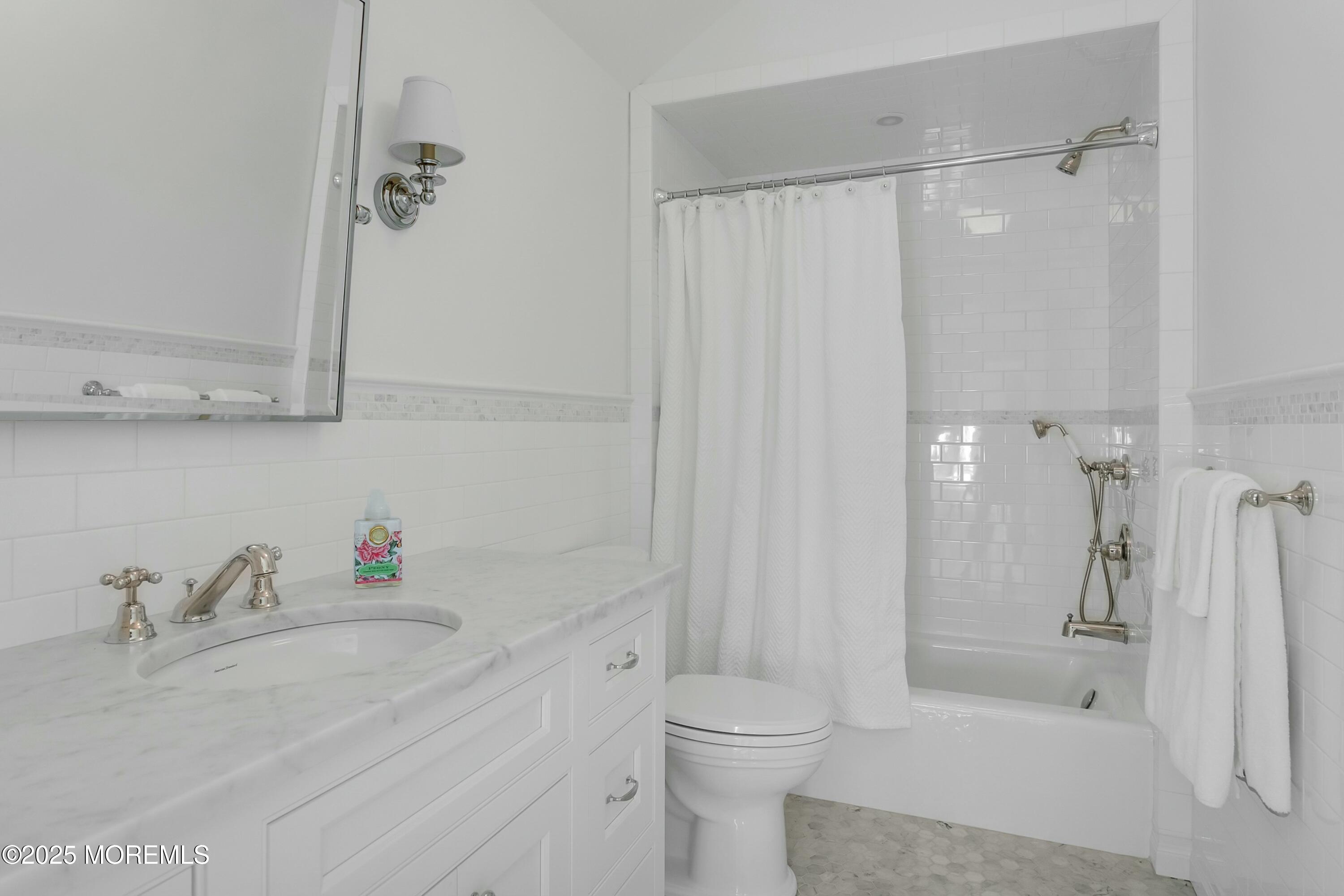 47 Bellevue Avenue, Rumson, New Jersey image 46