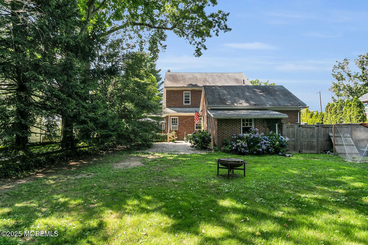 Little Silver, New Jersey 07739, United States, 3 Bedrooms Bedrooms, ,3 BathroomsBathrooms,Residential,Active,174775