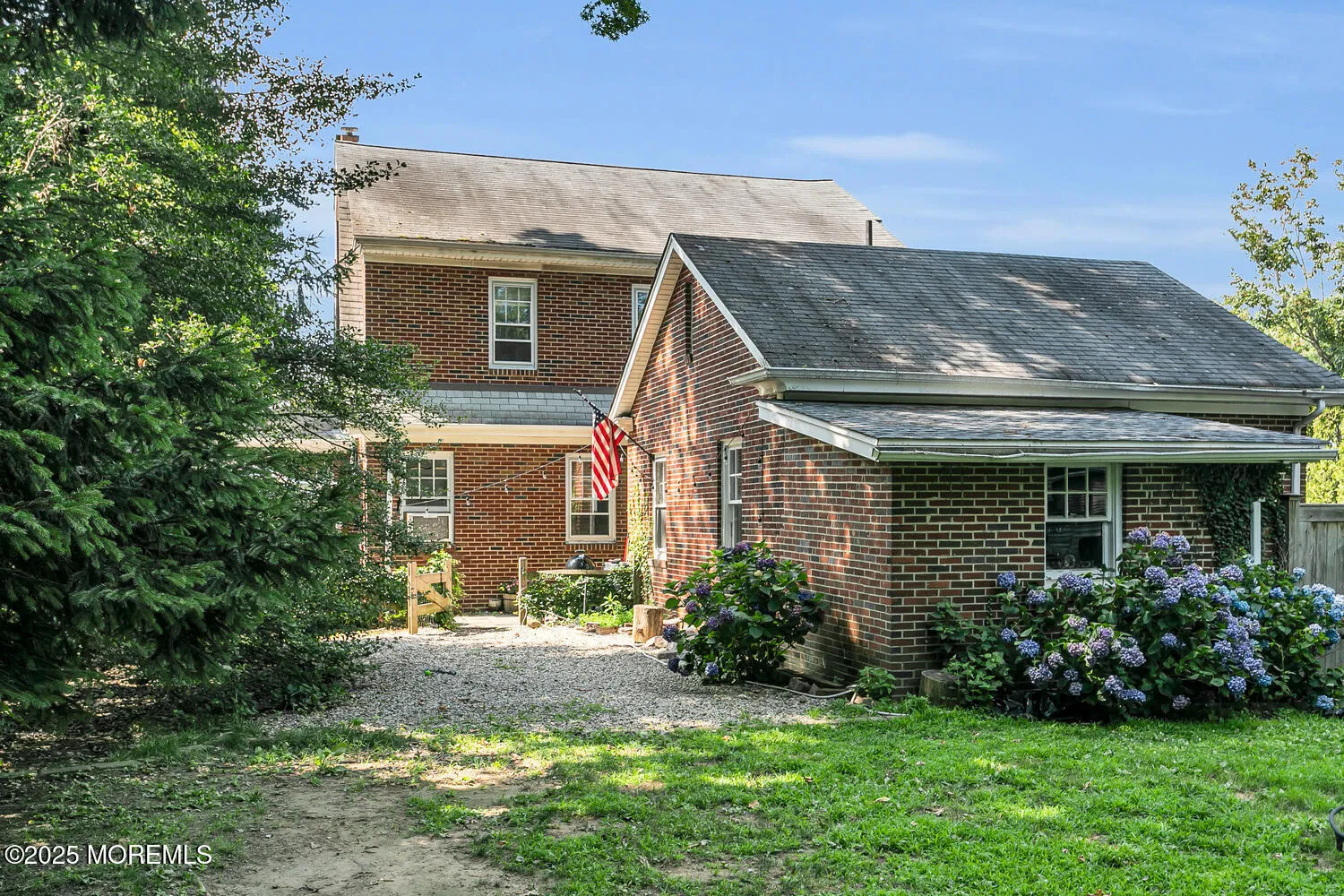 Little Silver, New Jersey 07739, United States, 3 Bedrooms Bedrooms, ,3 BathroomsBathrooms,Residential,Active,174775