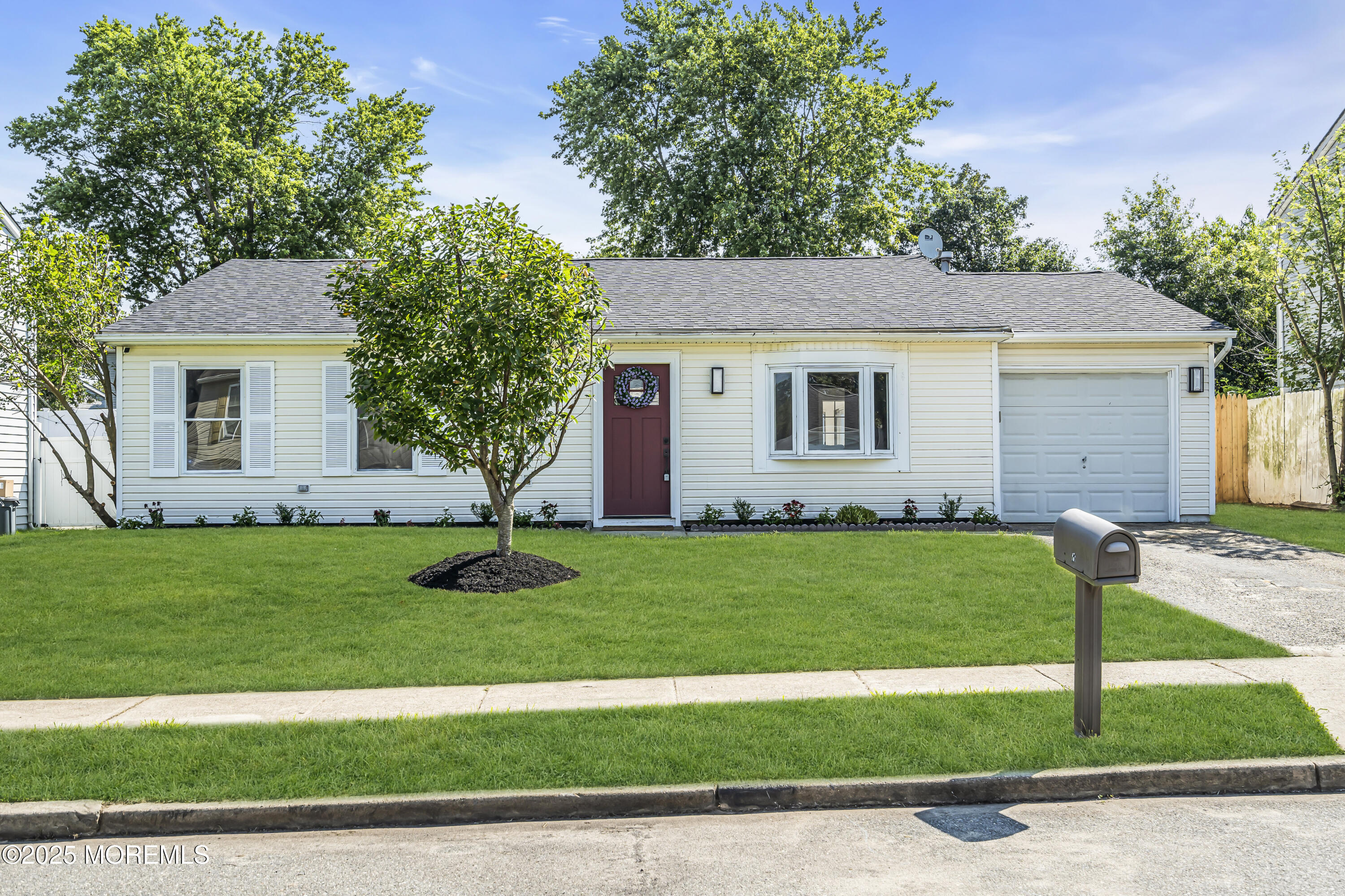 8 Mizzen Drive