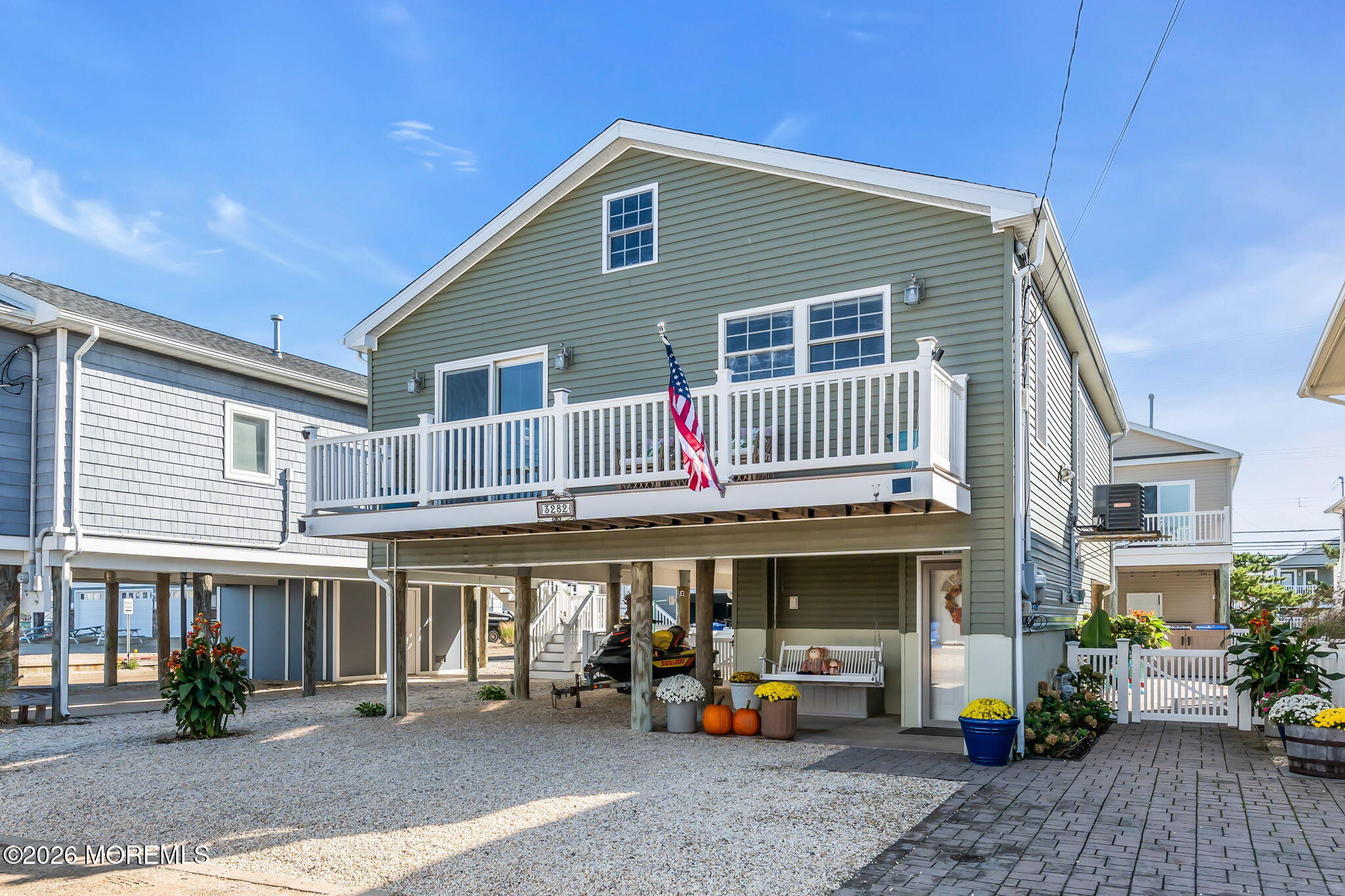 3282 Dawn Lane