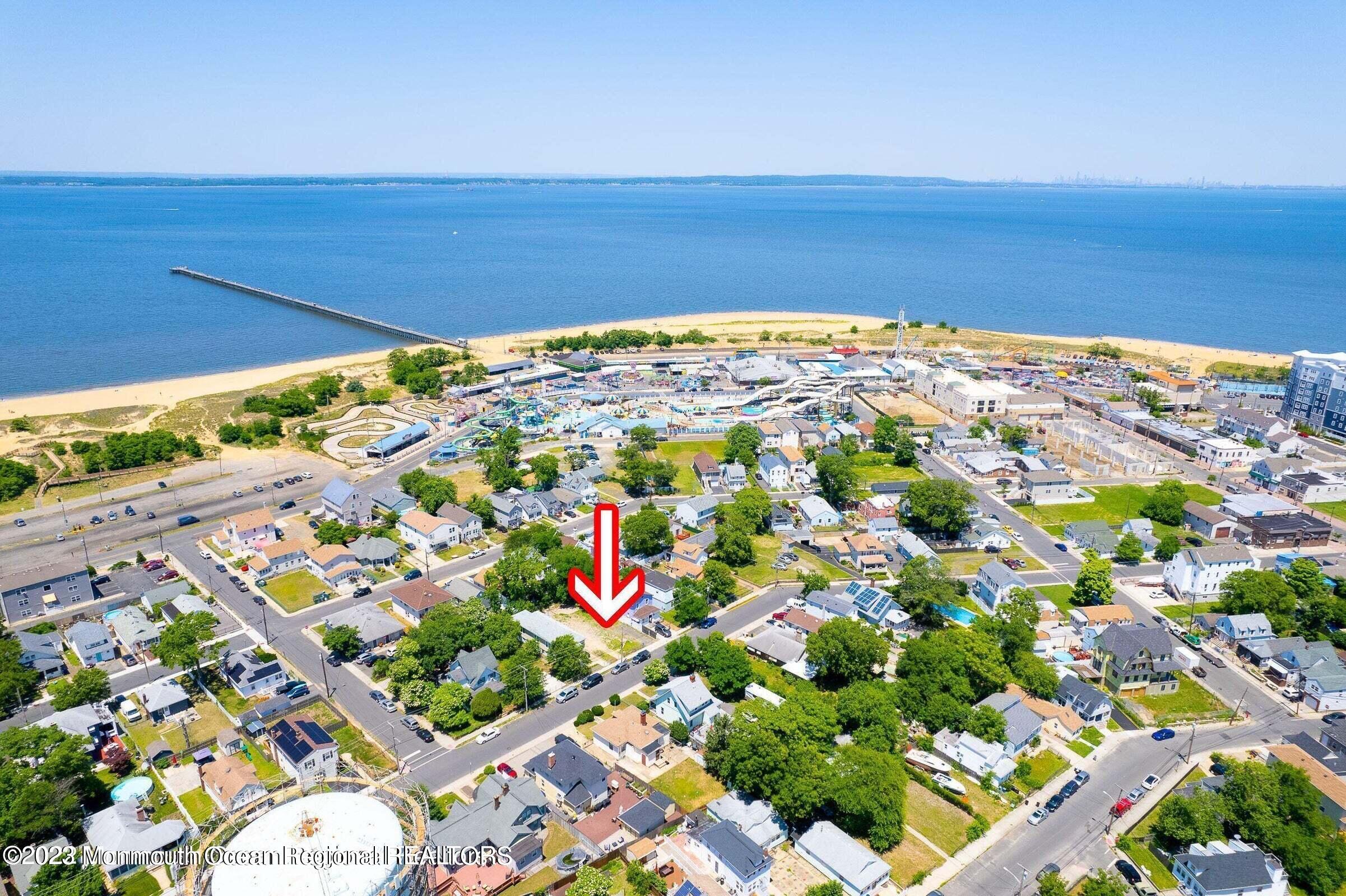 51 Highland Boulevard