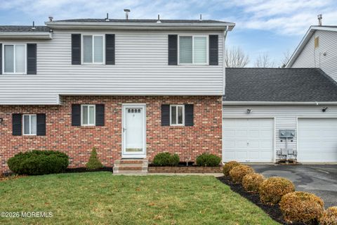 Photo of 4 Osprey Court, Howell, NJ 07731 (MLS # 22610466)