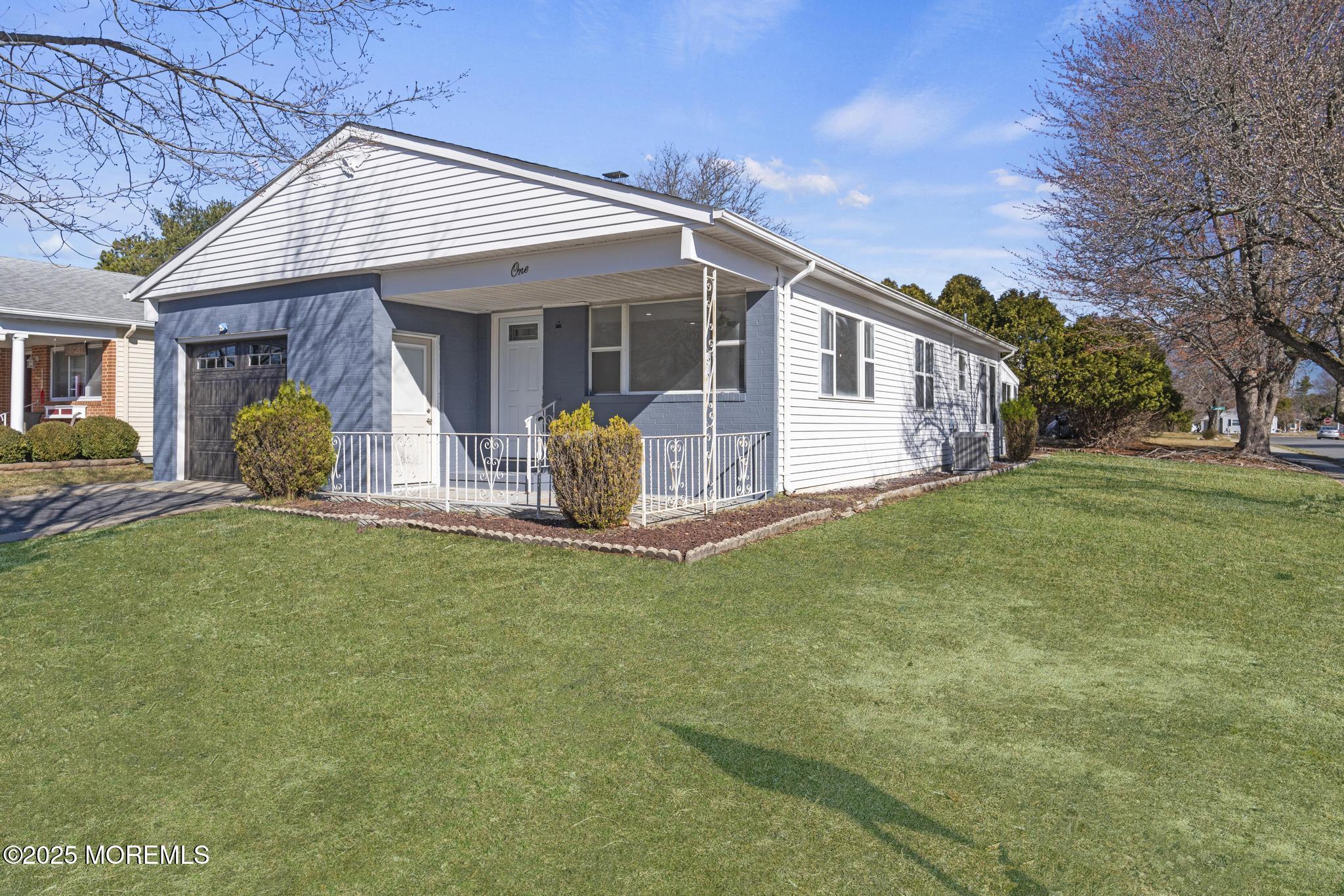 1 Redlands Court, Toms River, New Jersey image 2