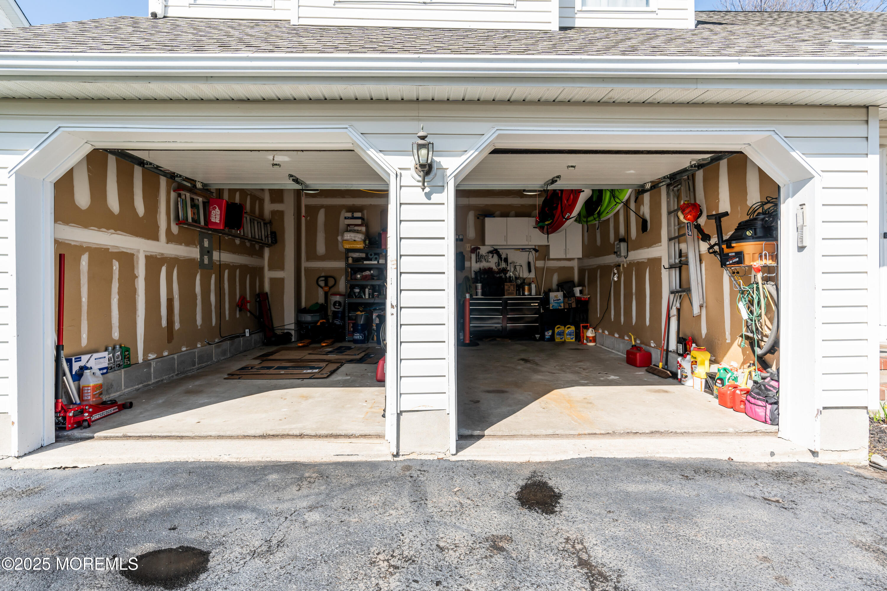 16 Higgins Court, Howell, New Jersey image 39