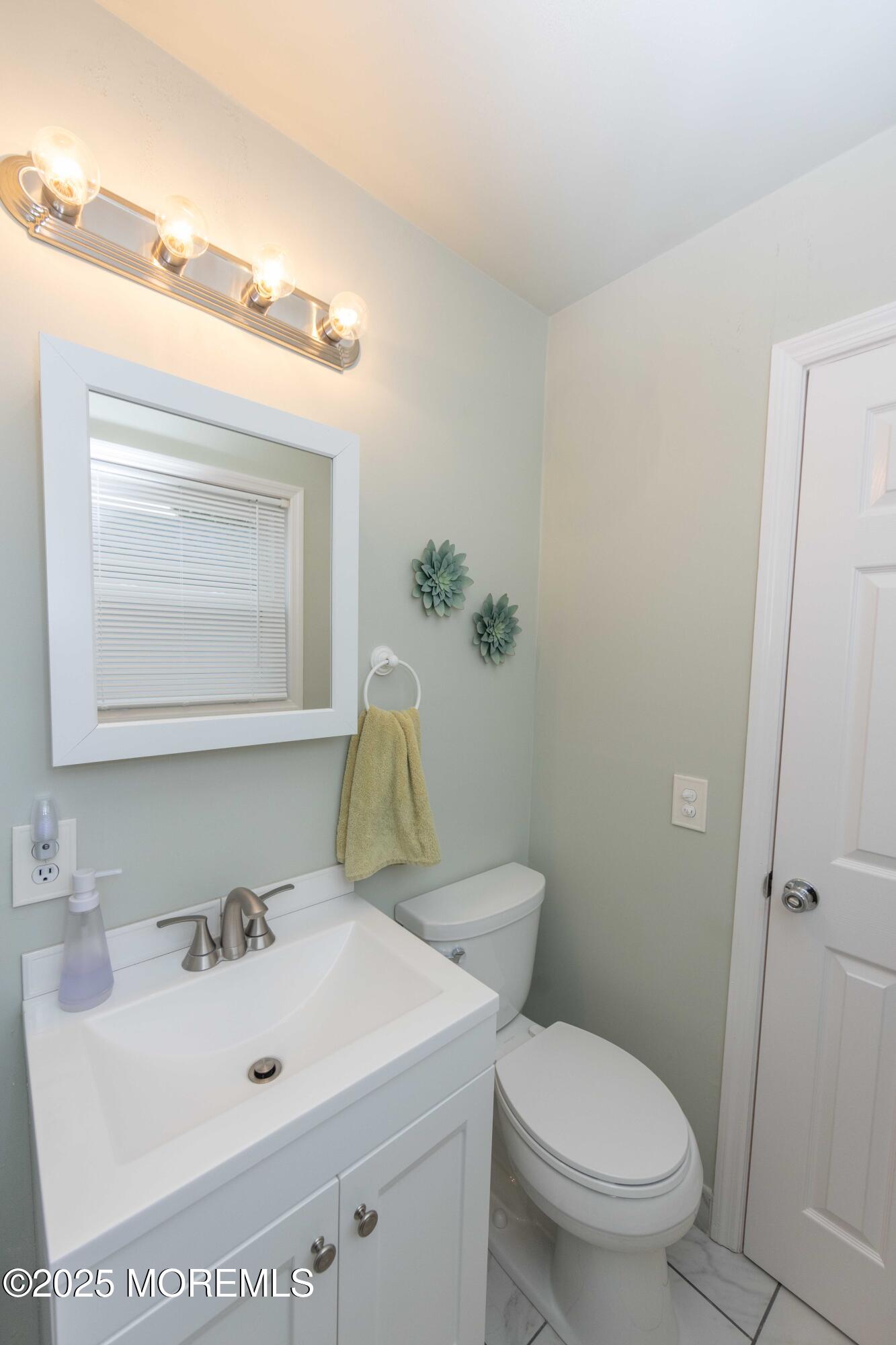 9 Lumsden Court, Toms River, New Jersey image 17