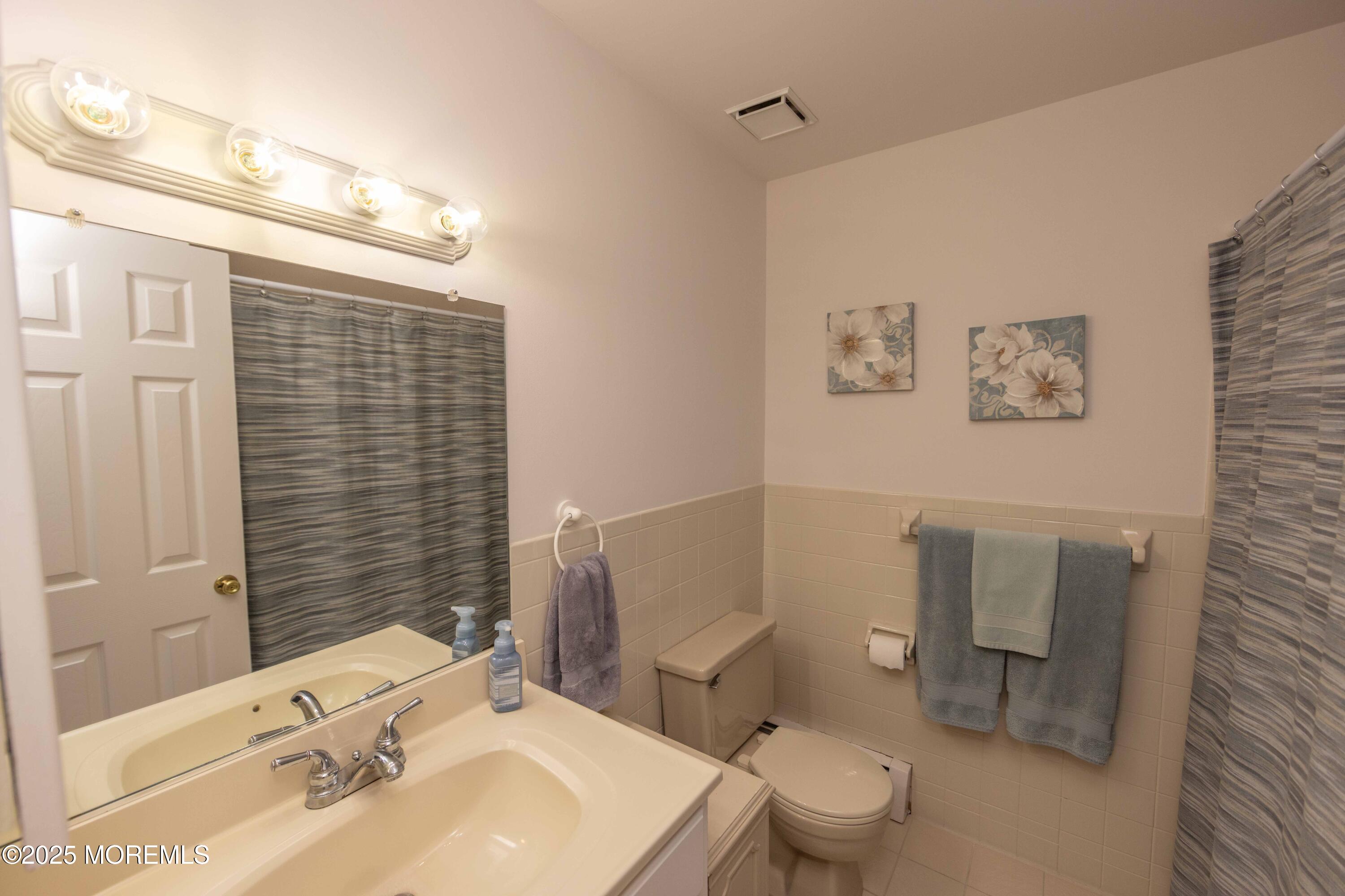 9 Lumsden Court, Toms River, New Jersey image 20