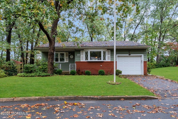 19 PENNSYLVANIA DR, WHITING, NJ 08759 - Image aee58db56c27fcebcc63b8f24c977cf6/1665963966