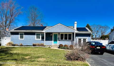 Homes For Sale - 991 Stamler Drive<br/> Toms River, NJ 08753