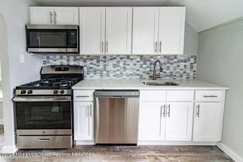 Multifamily For Rent - 306 Henley Avenue #B<br/> Pine Beach, NJ 08741