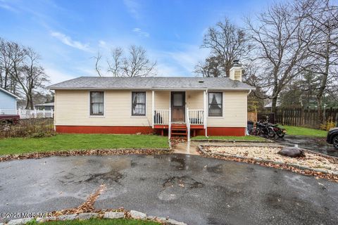 Photo of 6 Mizzen Way, Waretown, NJ 08758 (MLS # 22610865)