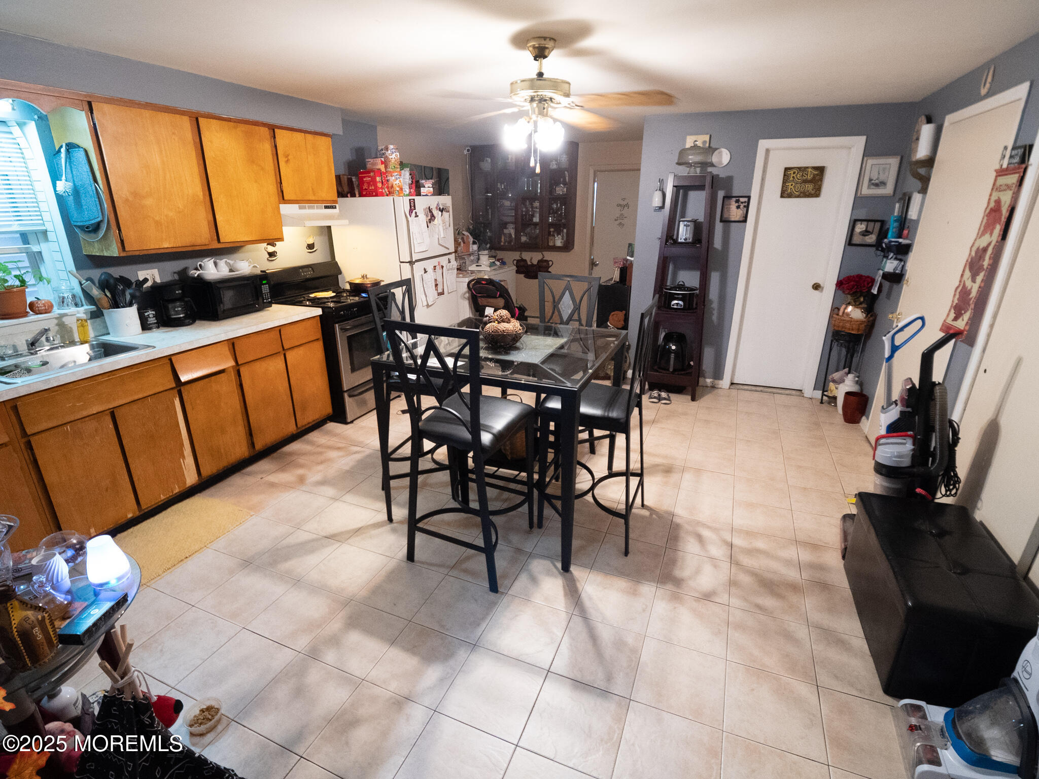 62 Hancock Avenue, Jersey City, New Jersey image 10
