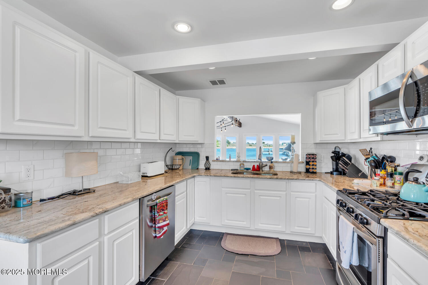405 Sunset Drive, Berkeley, New Jersey image 16