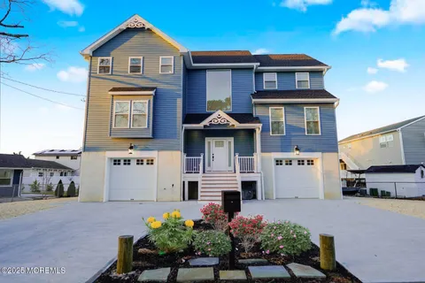 MLS: 22507381