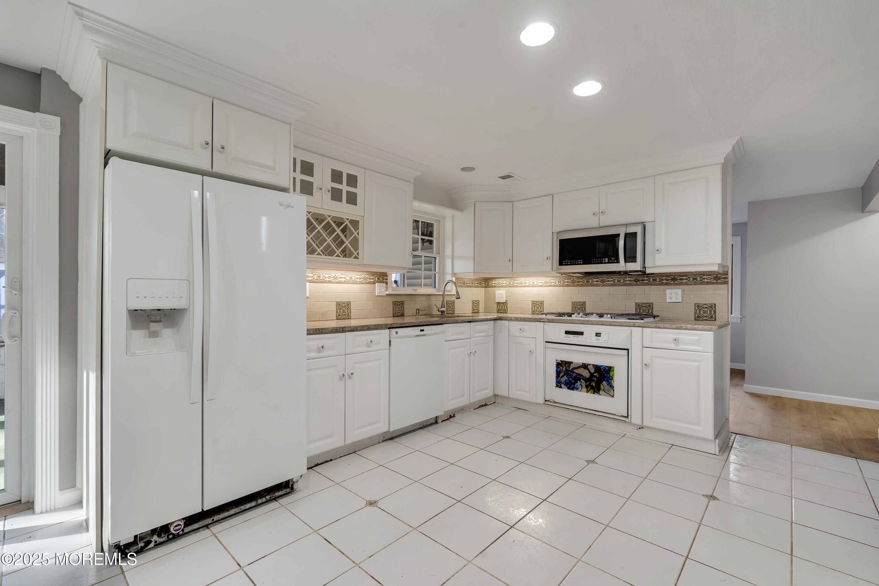 26 Nevada Drive, Hazlet, New Jersey image 11