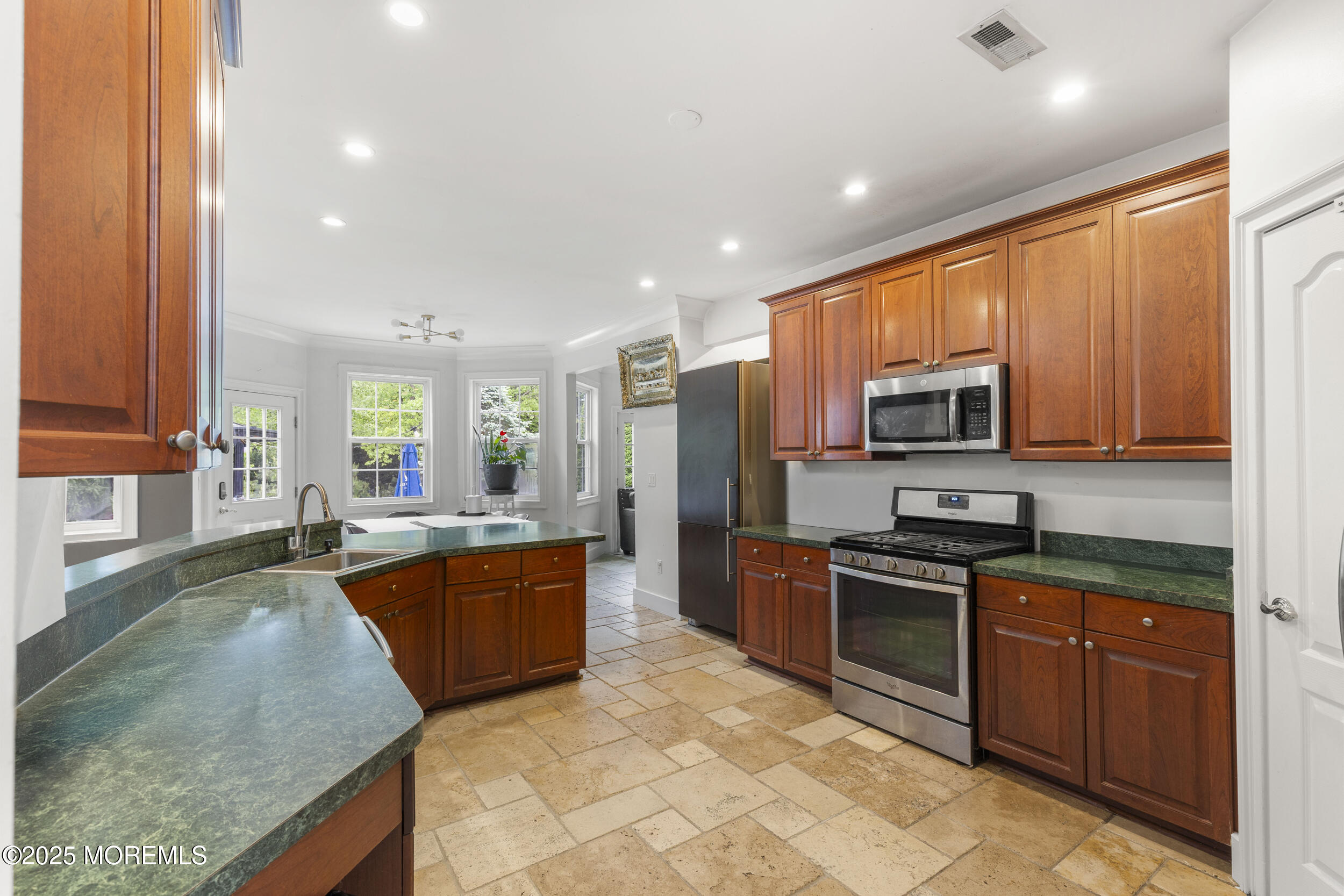 17 Meadow Run Court, Jackson, New Jersey image 11