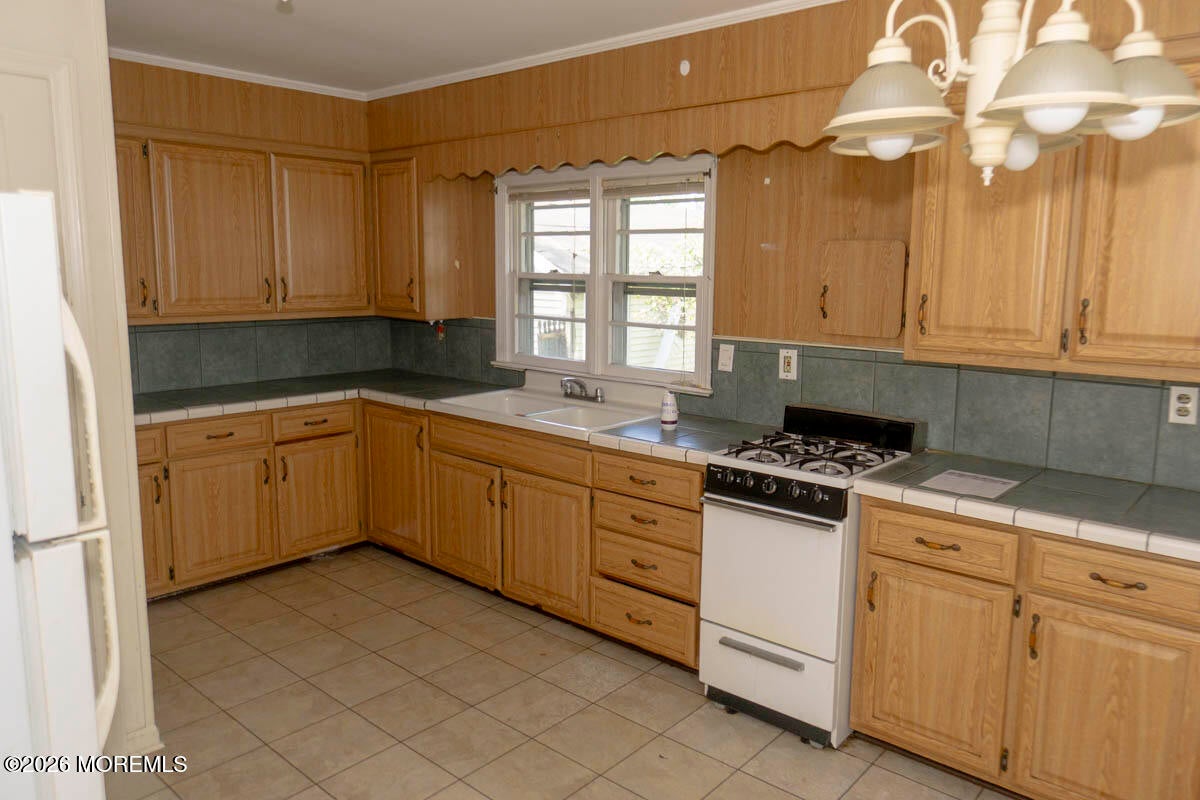 3 Coluco Place